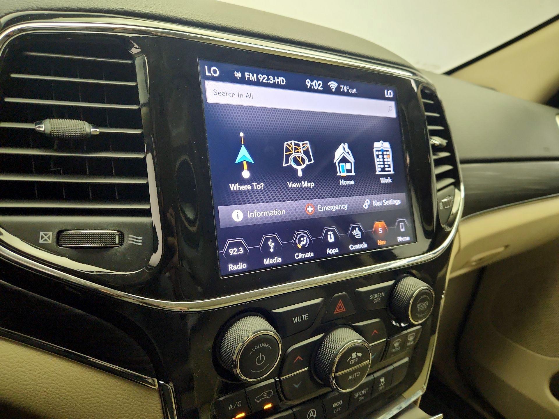 Thumbnail: 2019 Jeep Grand Cherokee - 14