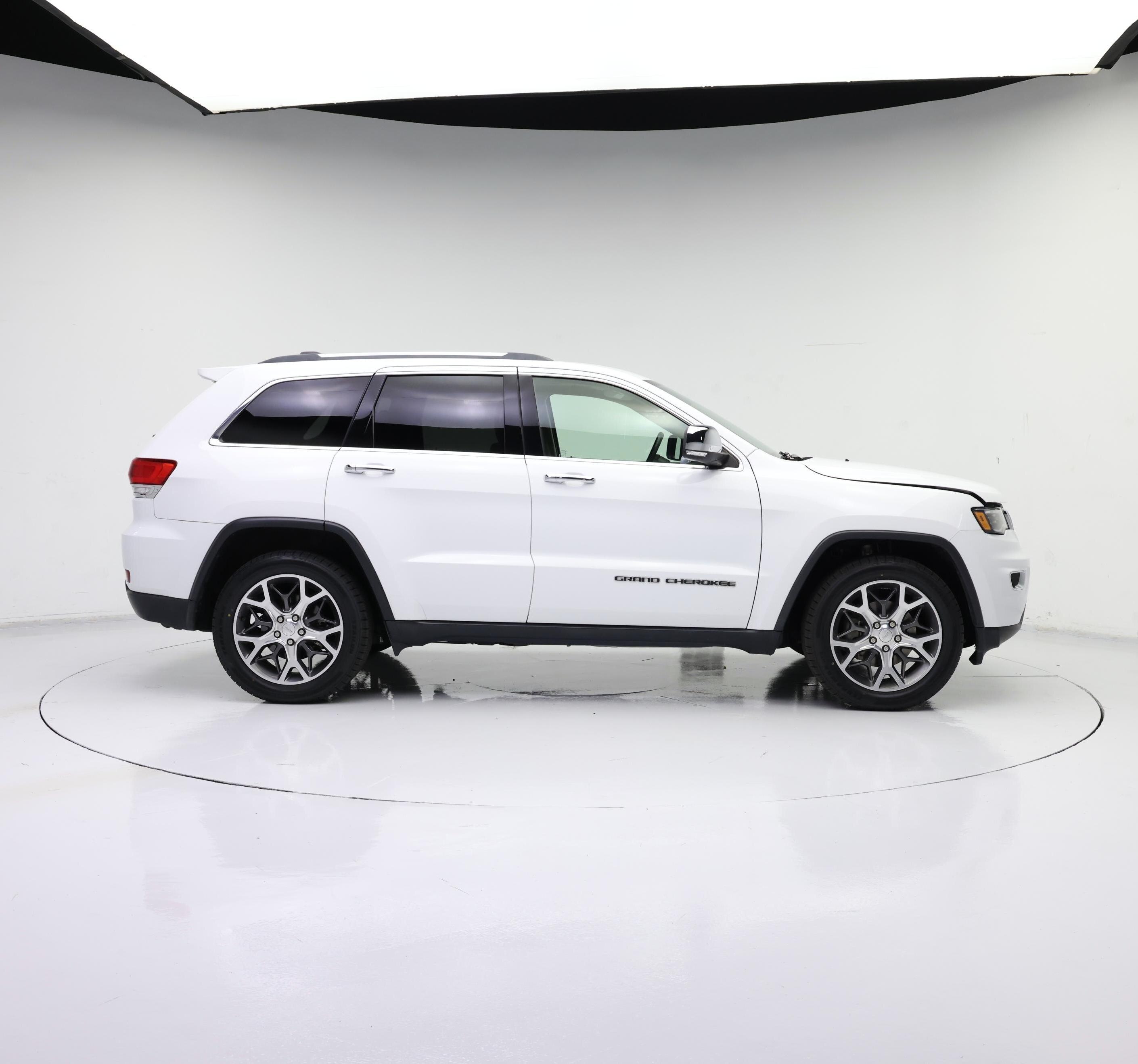 Thumbnail: 2019 Jeep Grand Cherokee - 7