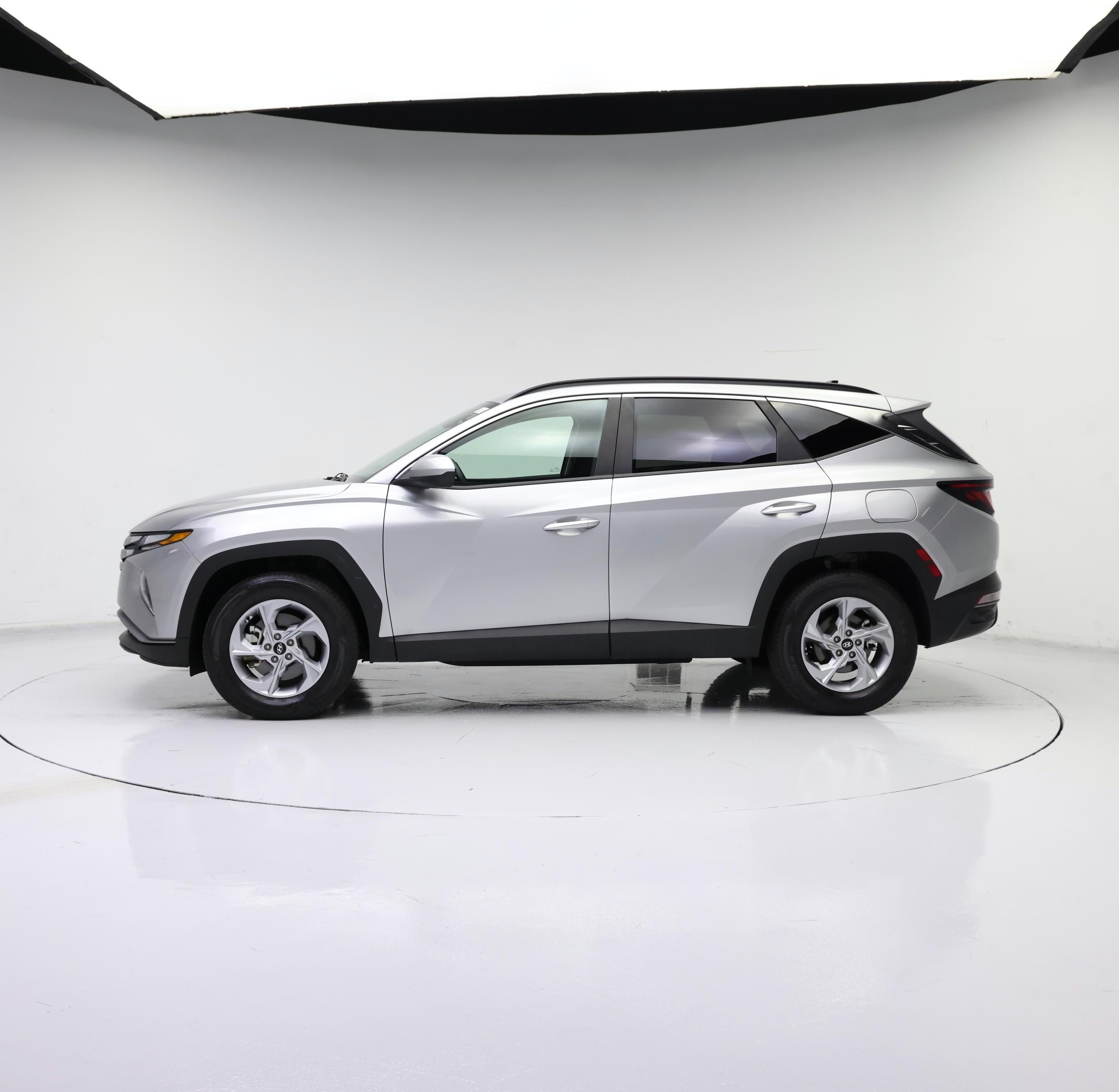 Thumbnail: 2024 Hyundai Tucson - 3