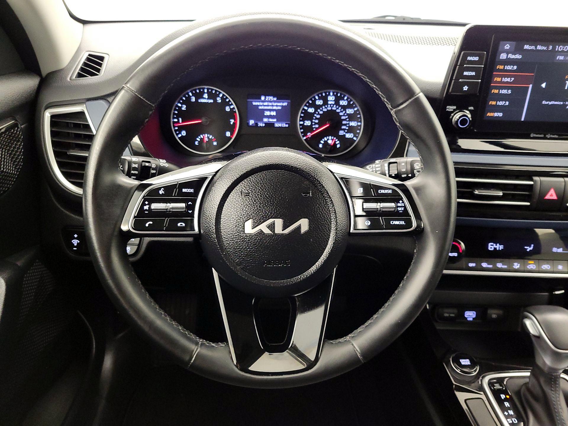 Thumbnail: 2023 Kia Seltos - 10