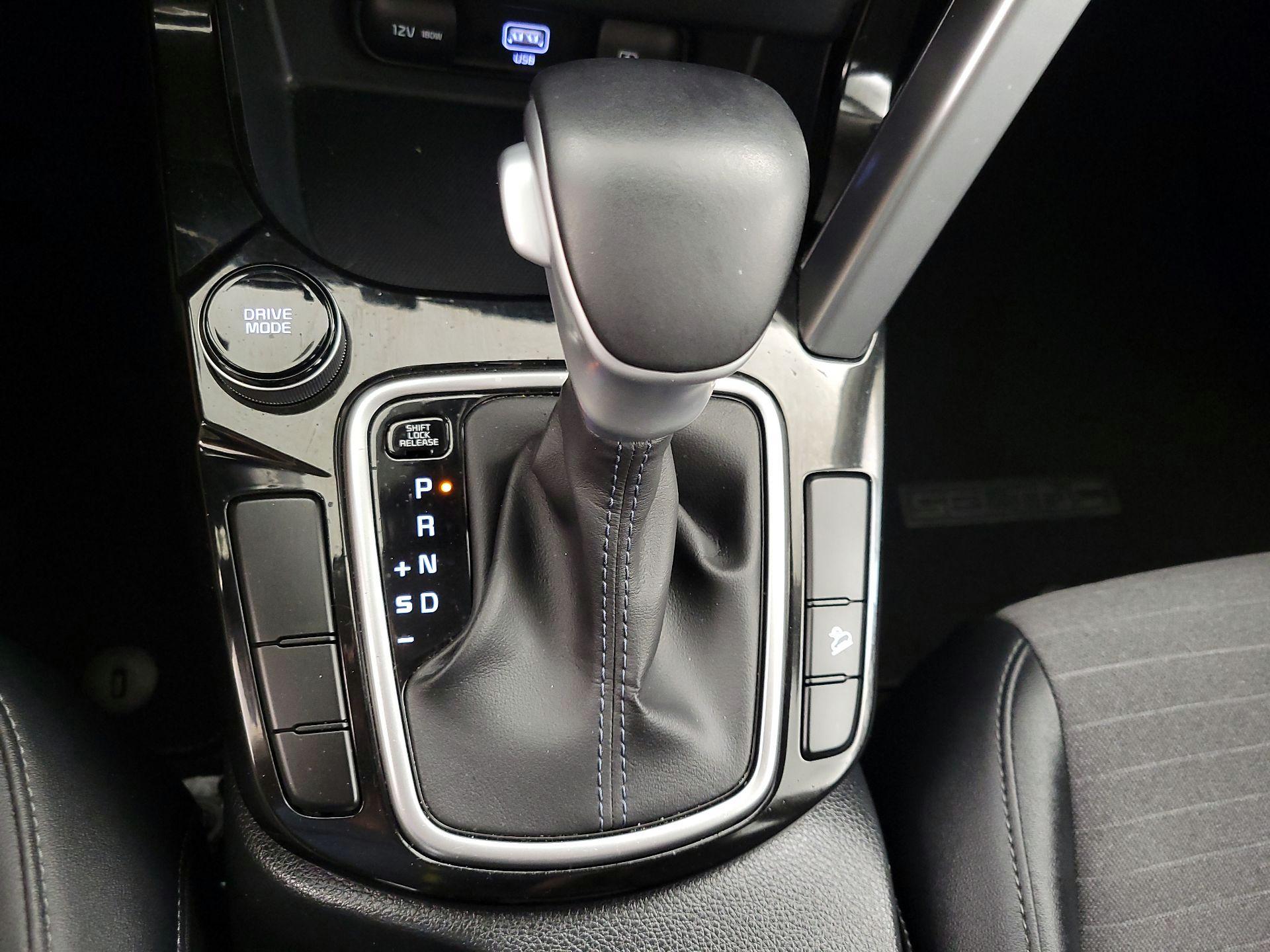 Thumbnail: 2023 Kia Seltos - 17