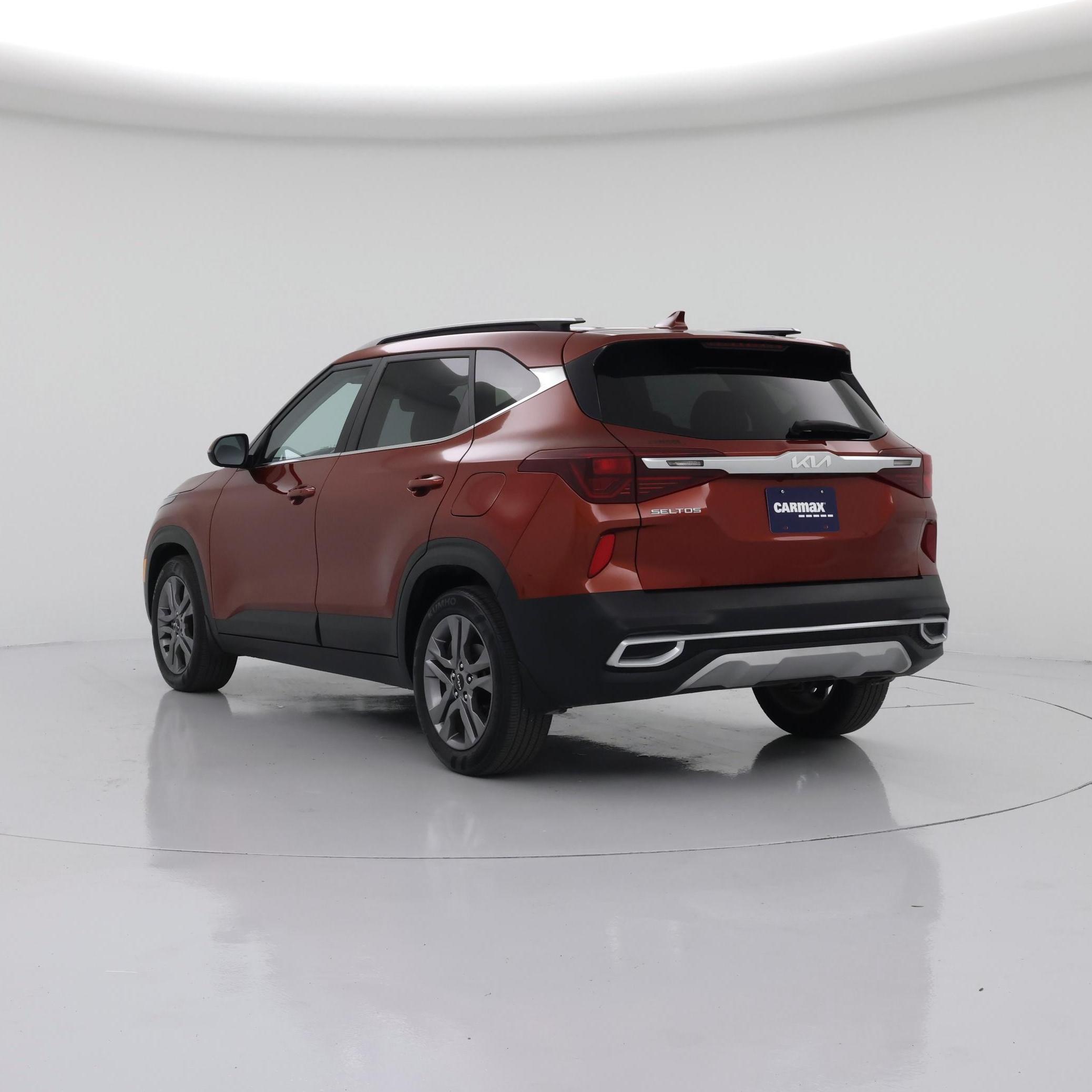 Thumbnail: 2023 Kia Seltos - 2