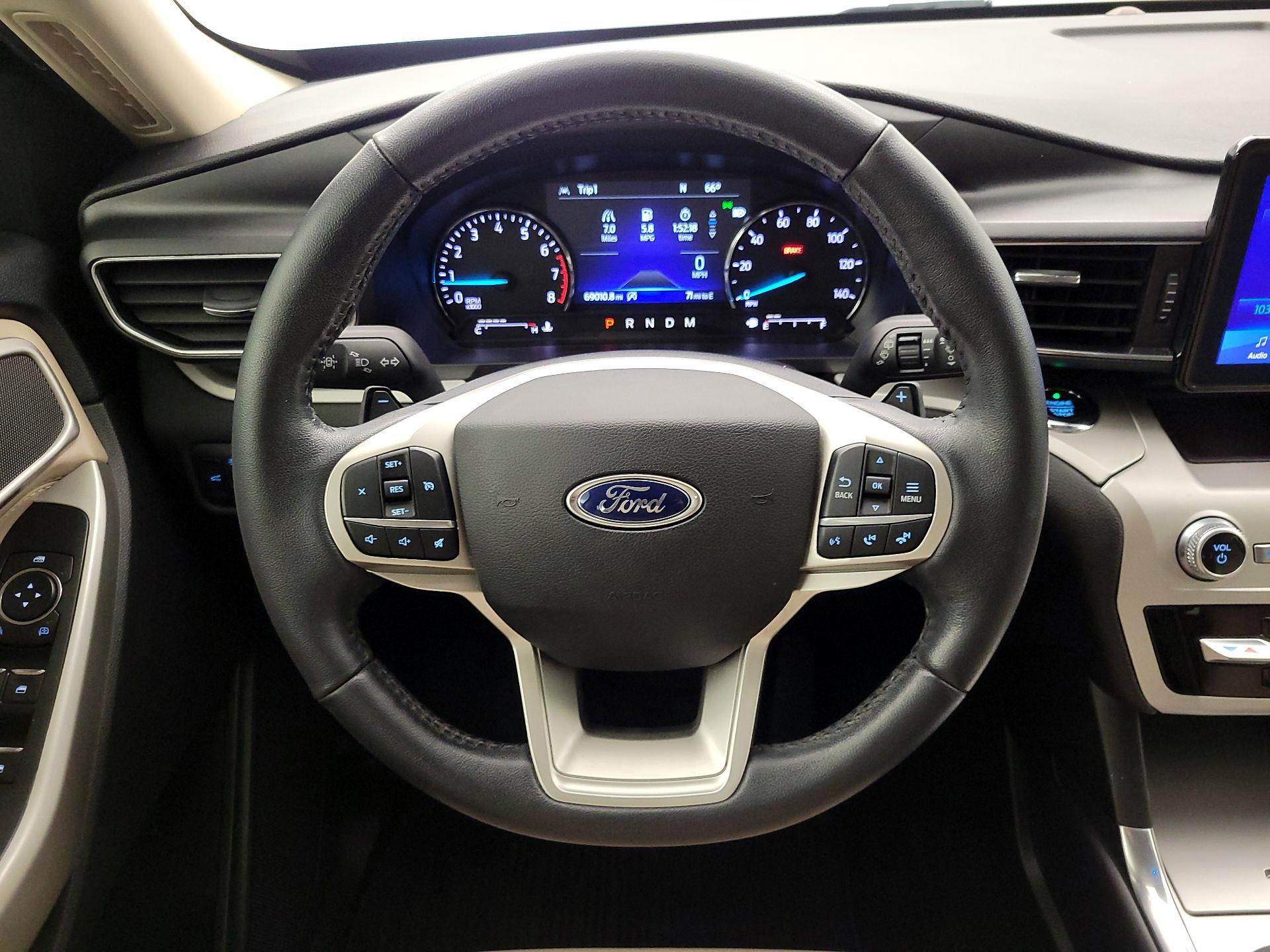 Thumbnail: 2020 Ford Explorer - 10