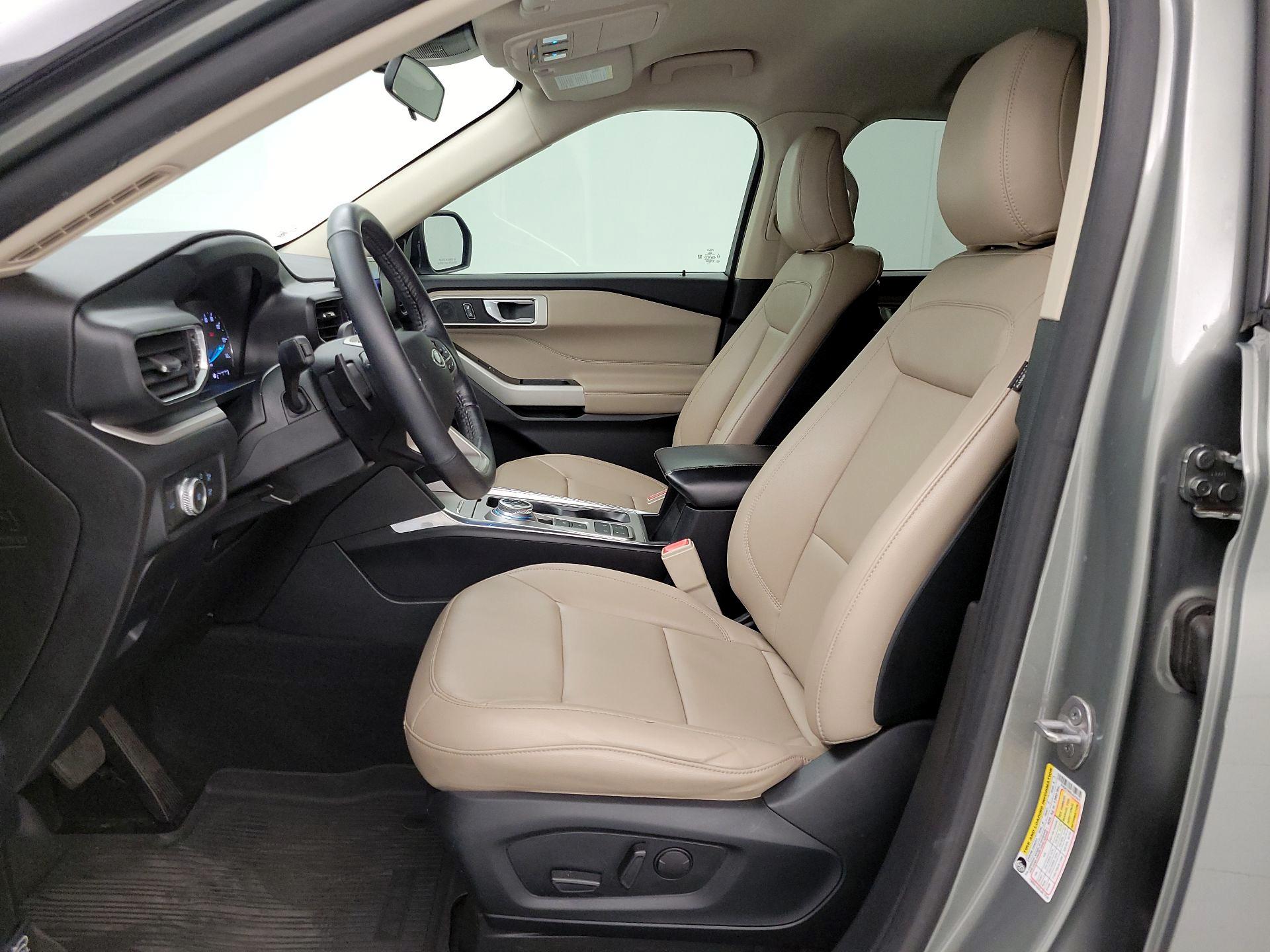 Thumbnail: 2020 Ford Explorer - 11