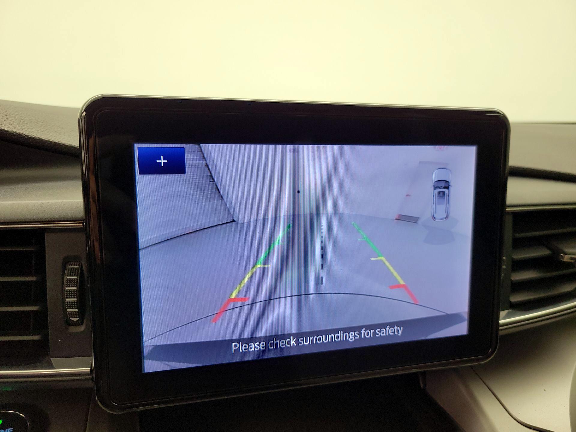 Thumbnail: 2020 Ford Explorer - 14