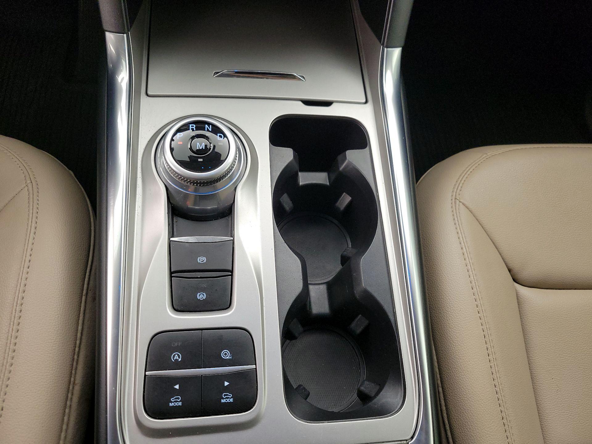 Thumbnail: 2020 Ford Explorer - 17