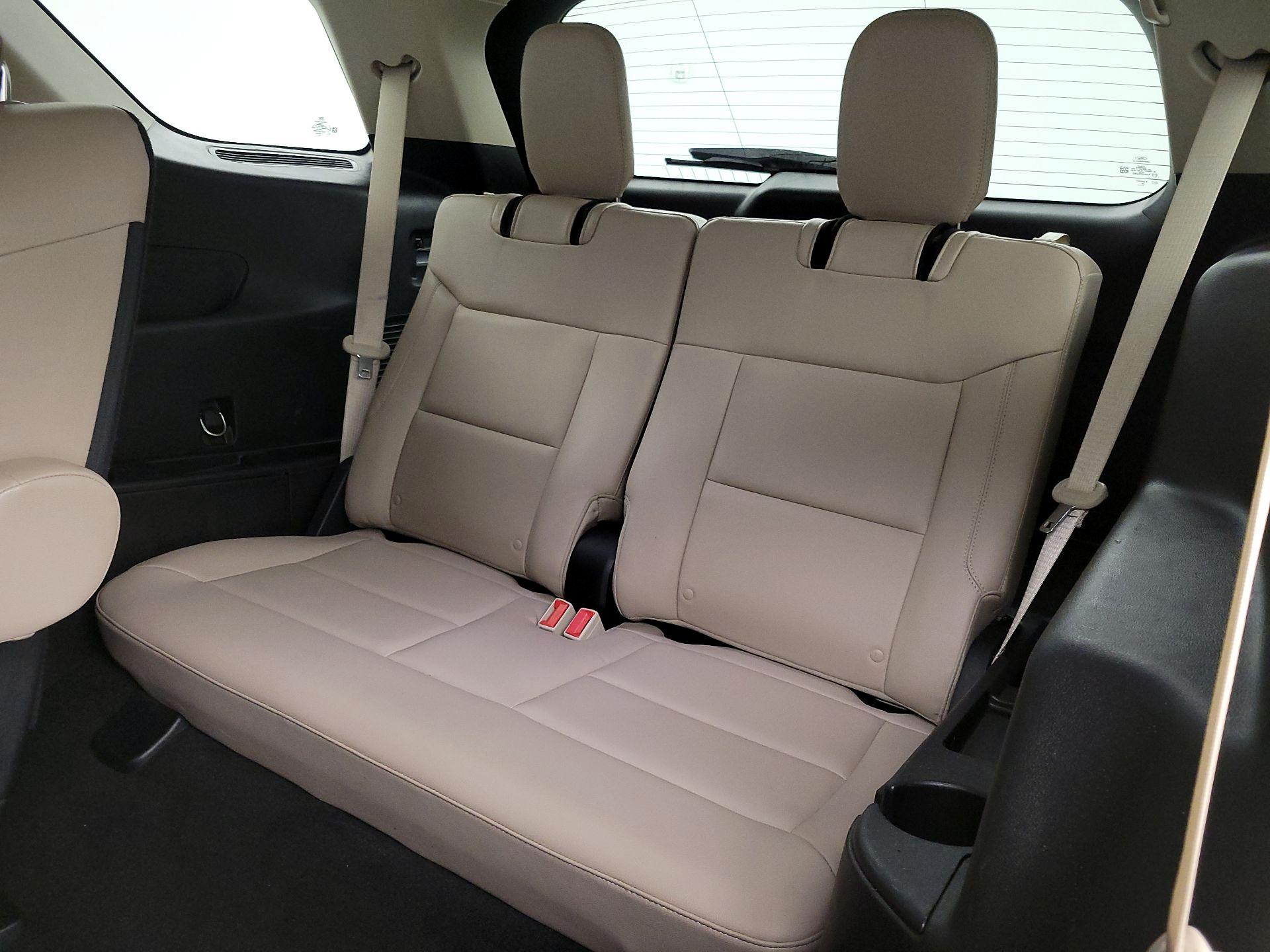 Thumbnail: 2020 Ford Explorer - 20