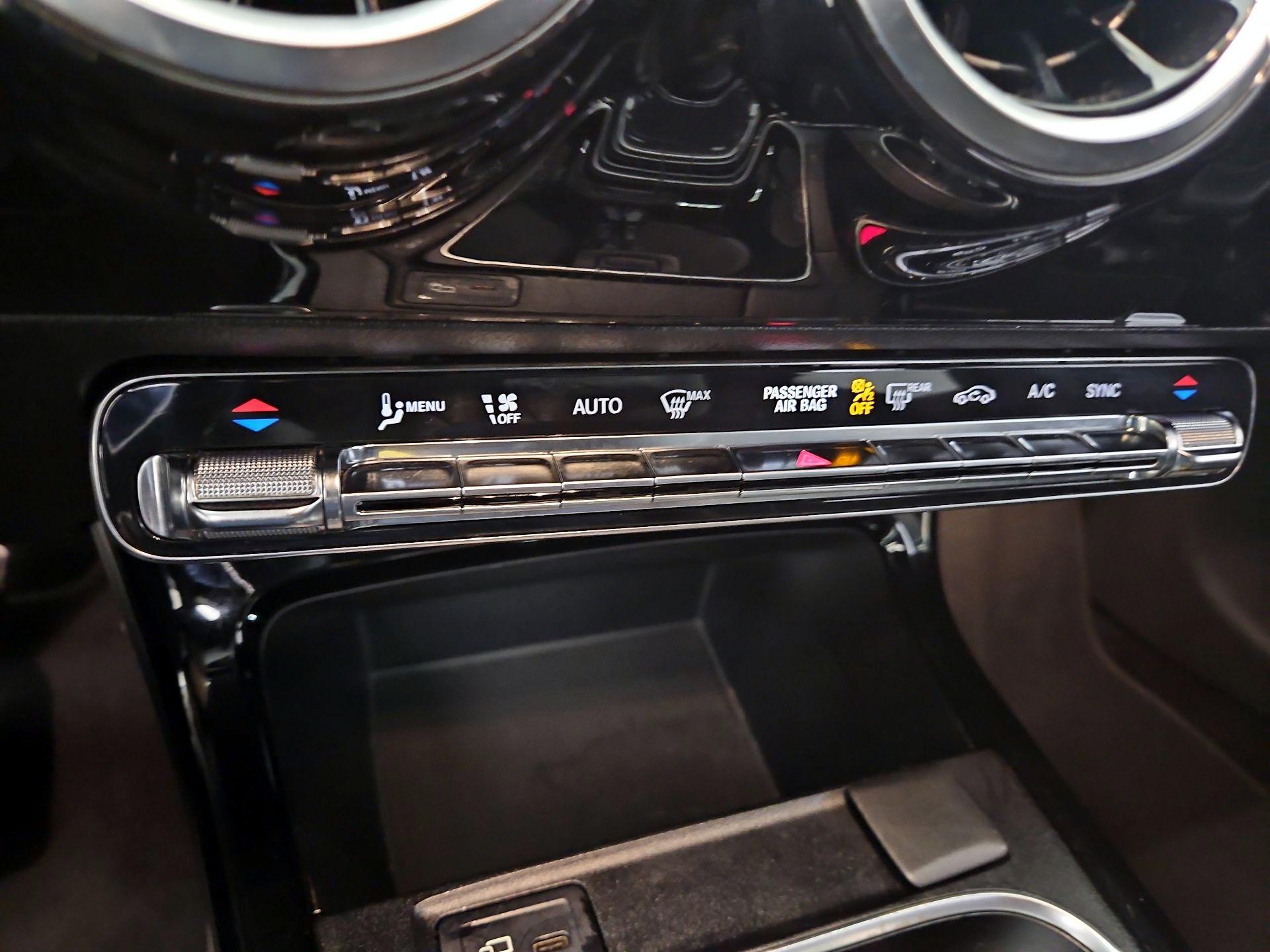 Thumbnail: 2019 Mercedes-Benz A-Class - 16