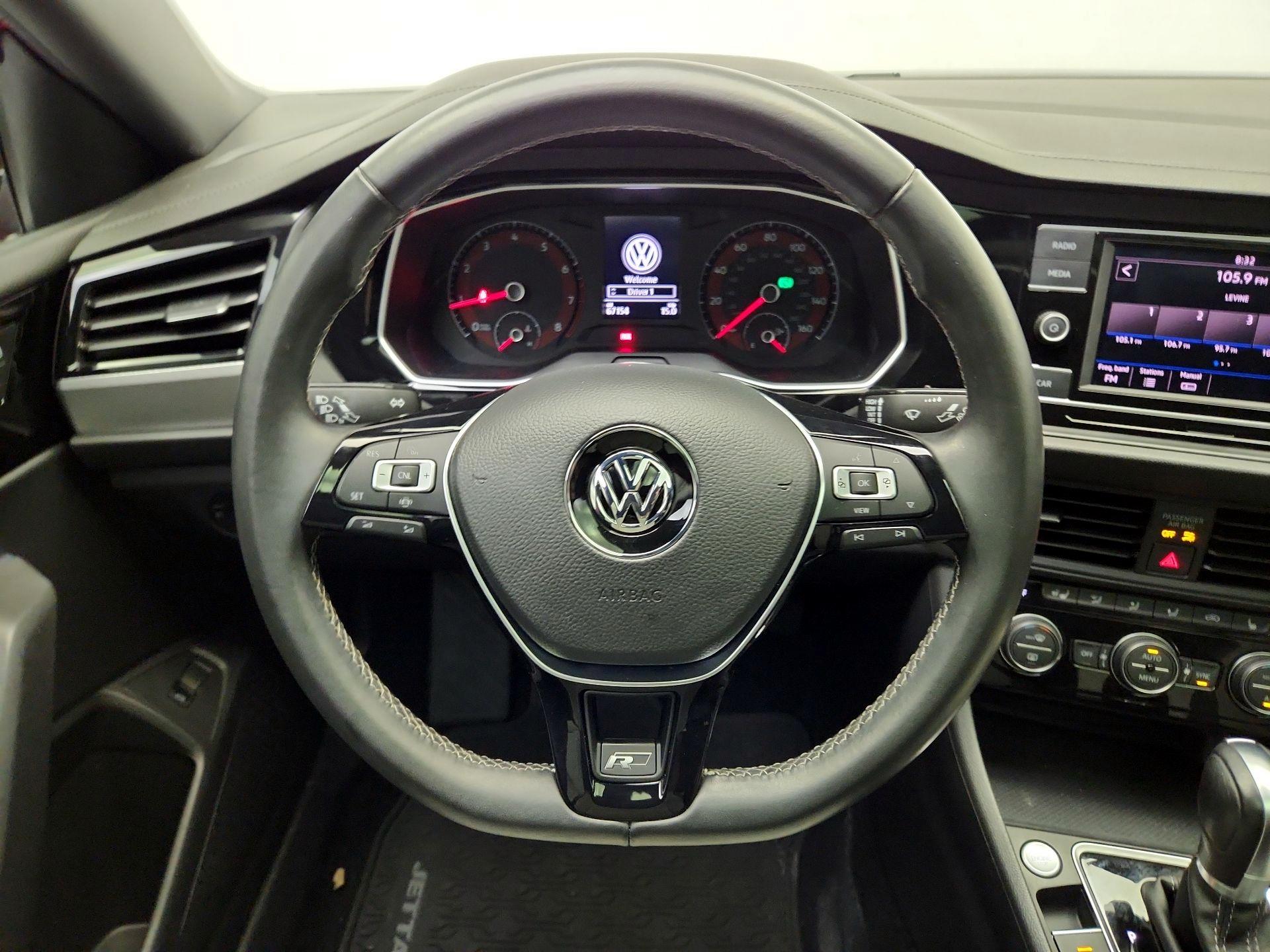 Thumbnail: 2019 Volkswagen Jetta - 10