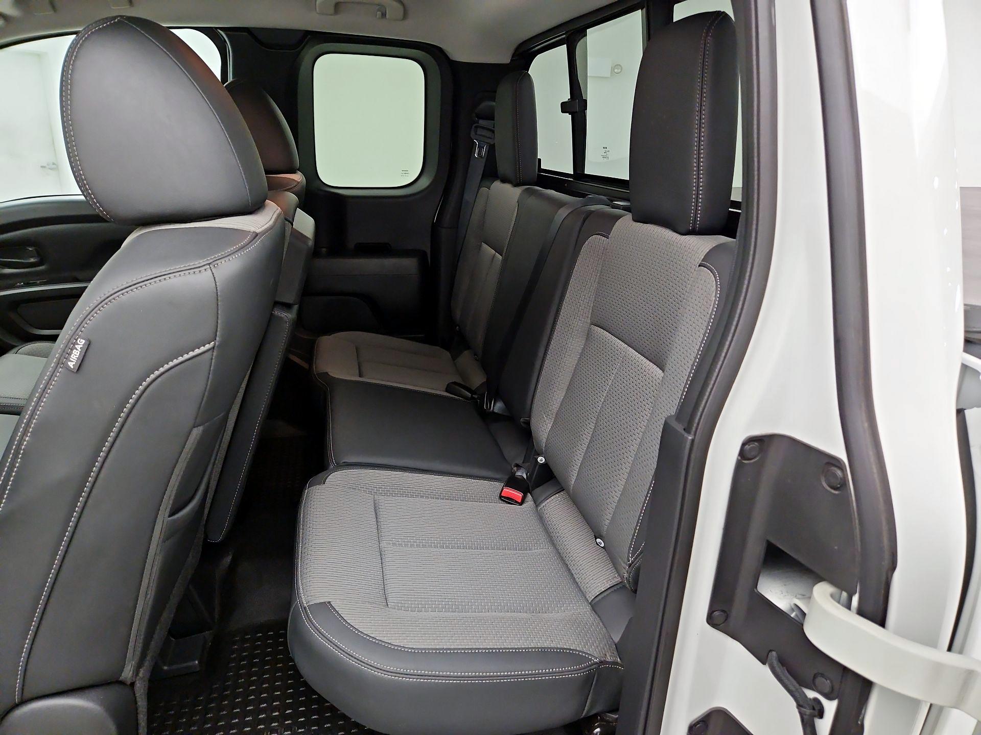 Thumbnail: 2019 Nissan Titan - 19