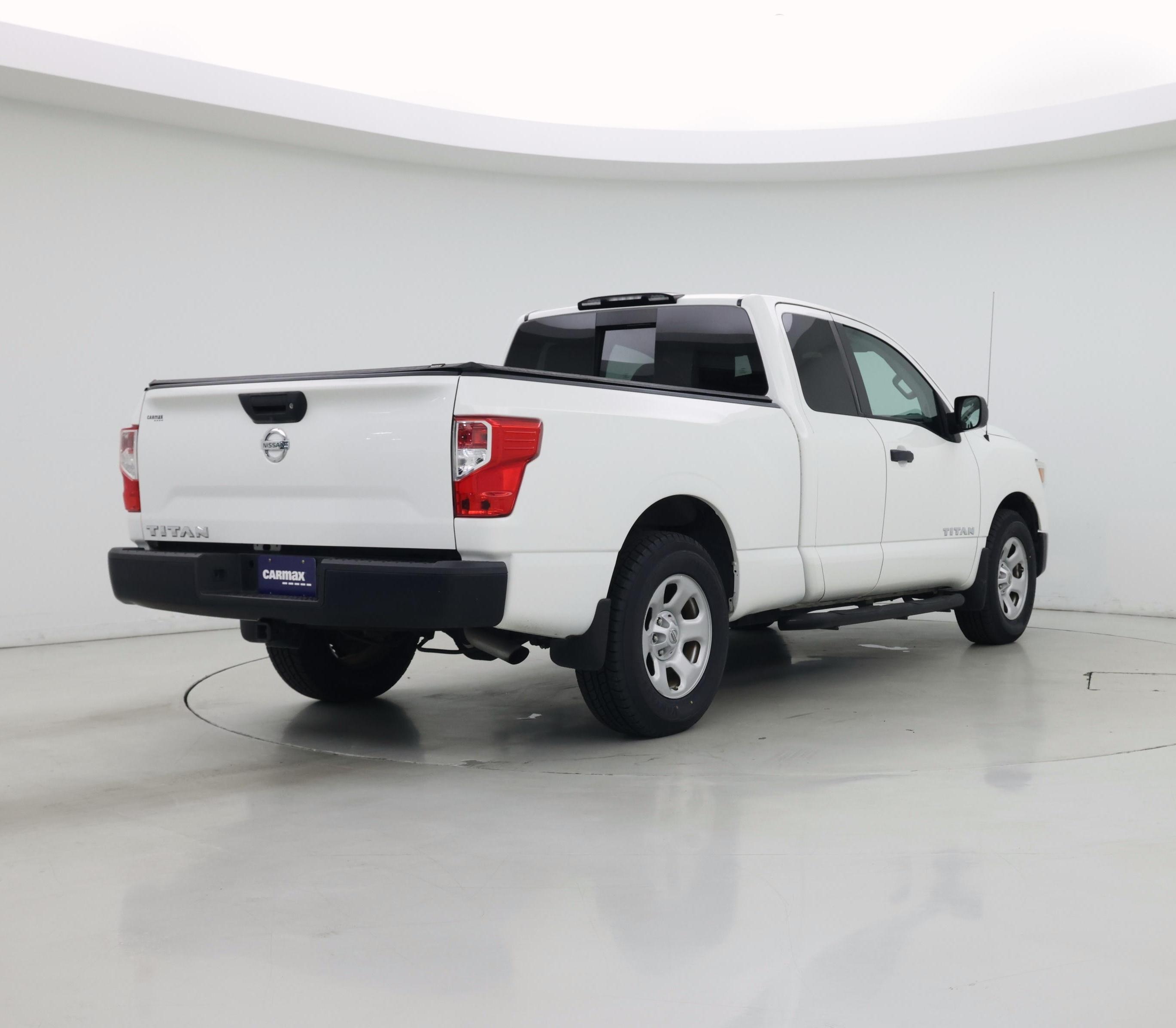 Thumbnail: 2019 Nissan Titan - 8