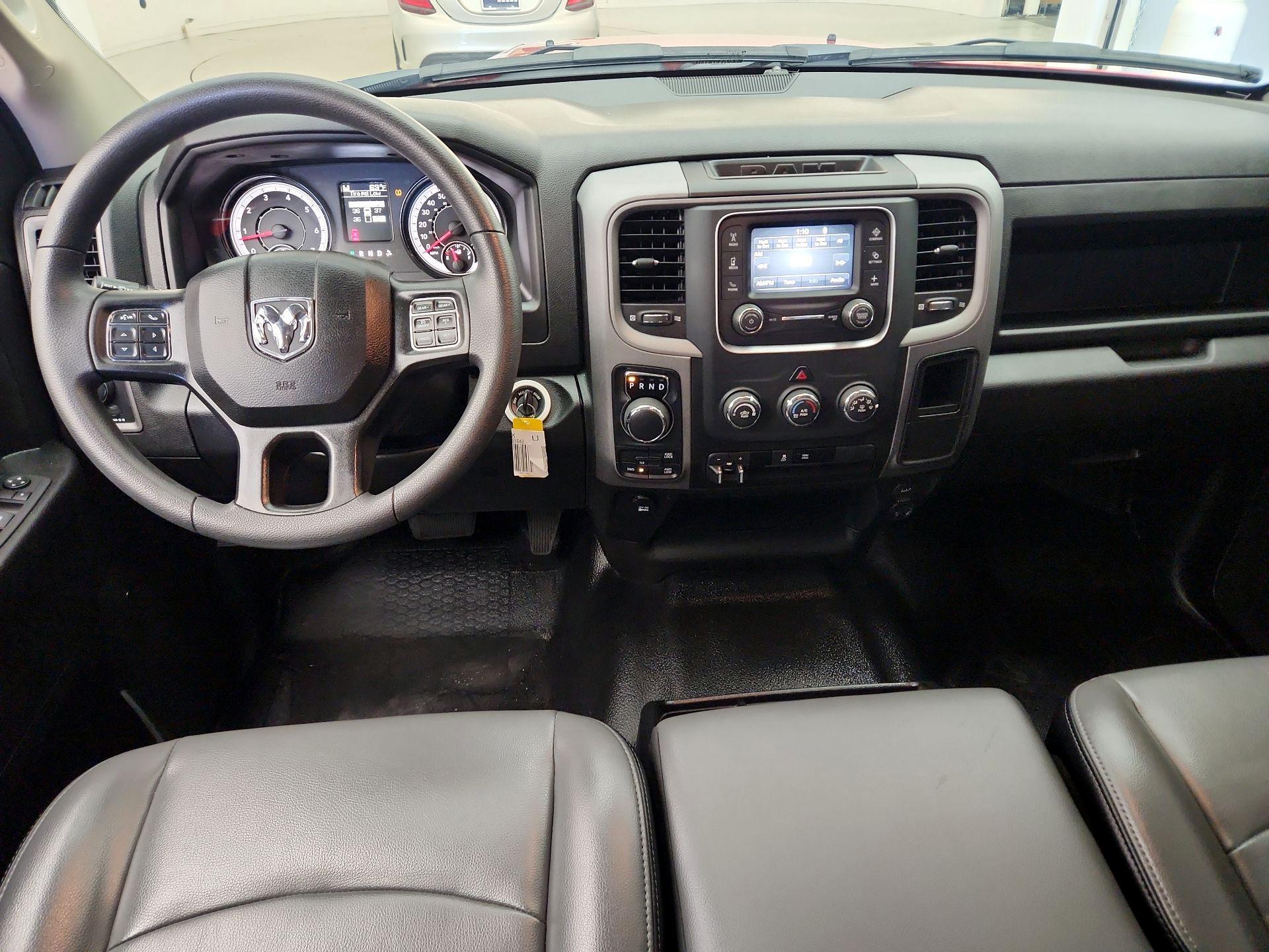 Thumbnail: 2023 RAM 1500 Classic - 9