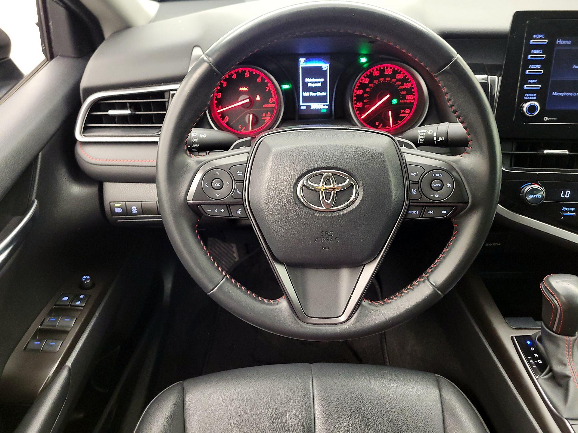 Thumbnail: 2023 Toyota Camry - 10