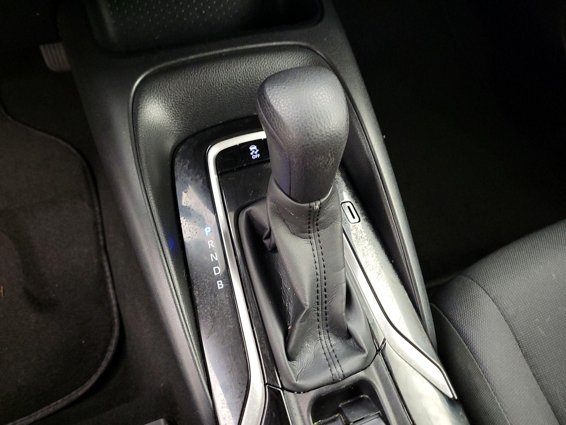 Thumbnail: 2022 Toyota Corolla - 17