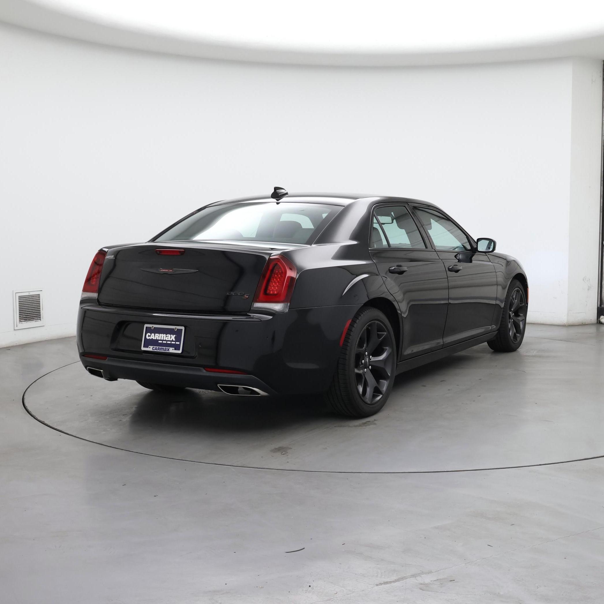 Thumbnail: 2022 Chrysler 300 - 8