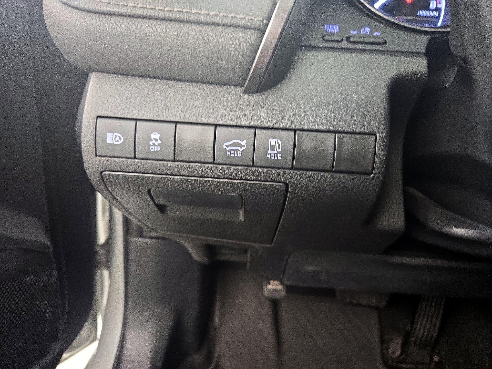 Thumbnail: 2023 Toyota Camry - 13