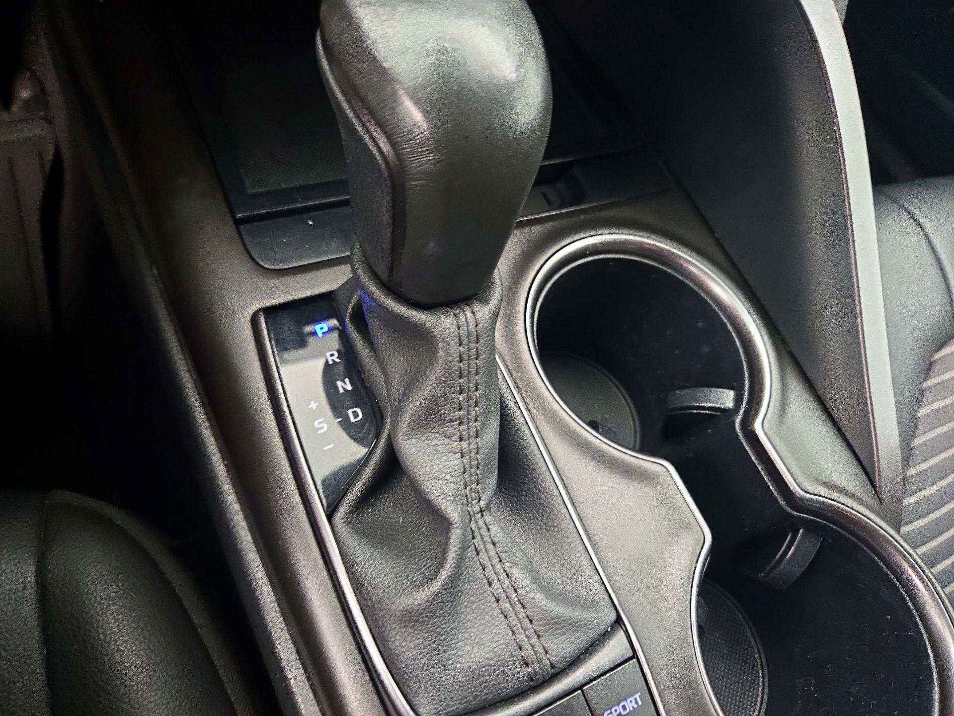 Thumbnail: 2023 Toyota Camry - 17