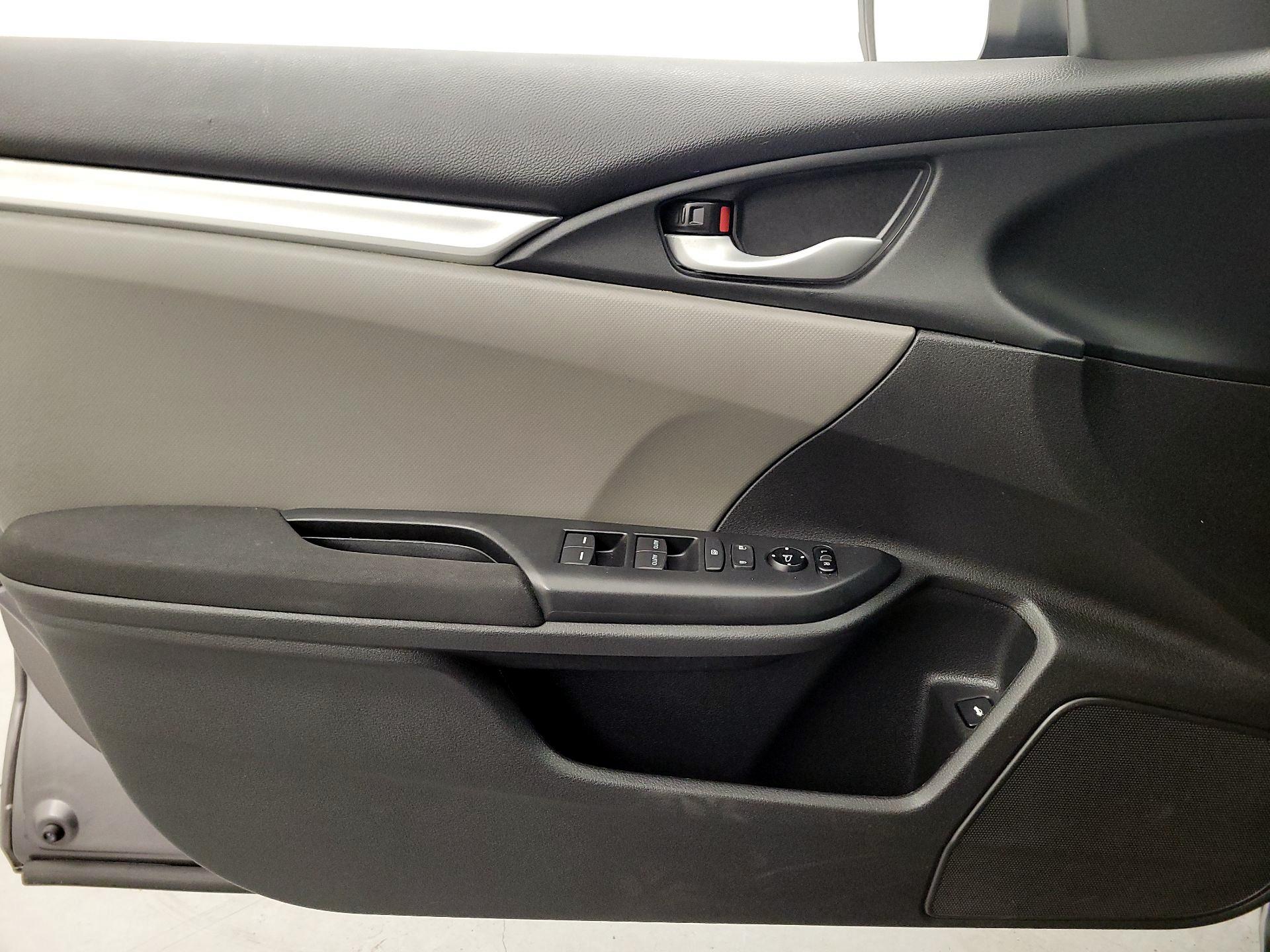 Thumbnail: 2020 Honda Civic - 12