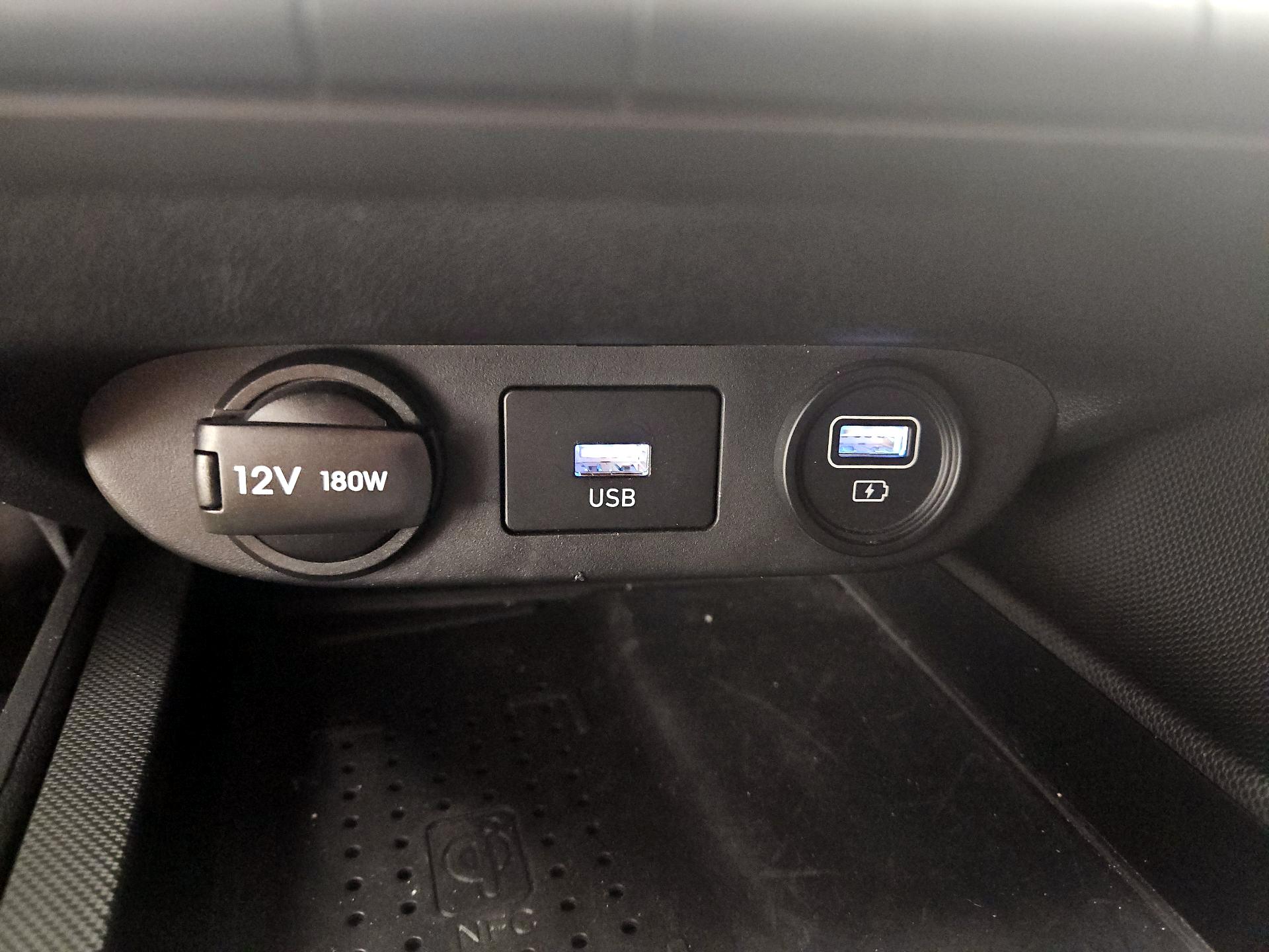 Thumbnail: 2023 Hyundai Elantra - 19