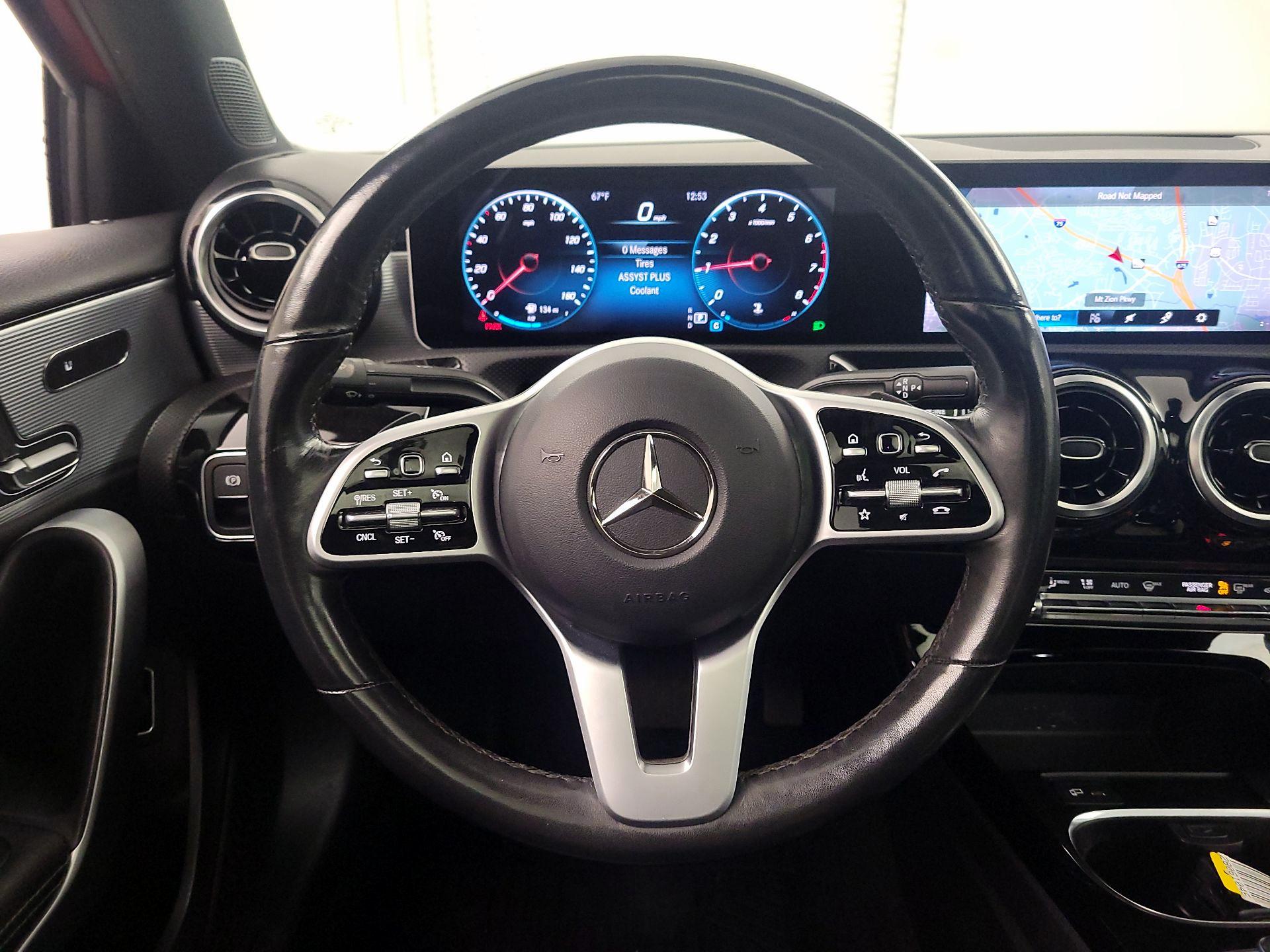 Thumbnail: 2020 Mercedes-Benz A-Class - 10