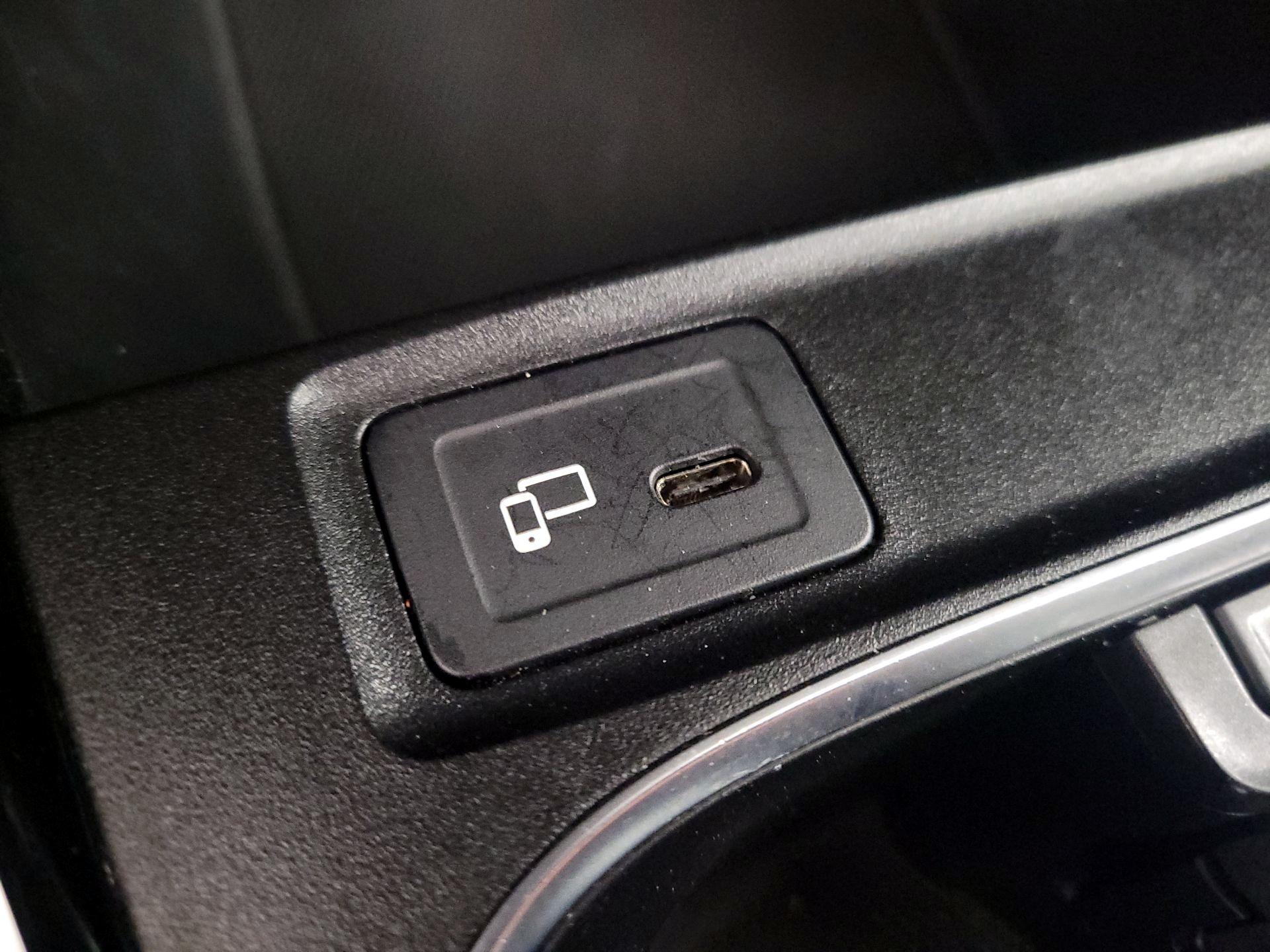 Thumbnail: 2020 Mercedes-Benz A-Class - 19