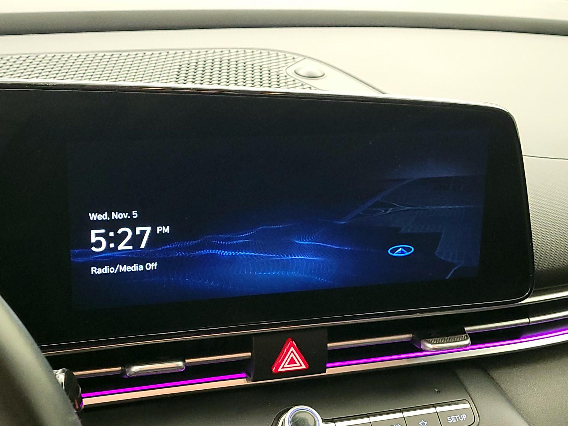 Thumbnail: 2023 Hyundai Elantra - 15