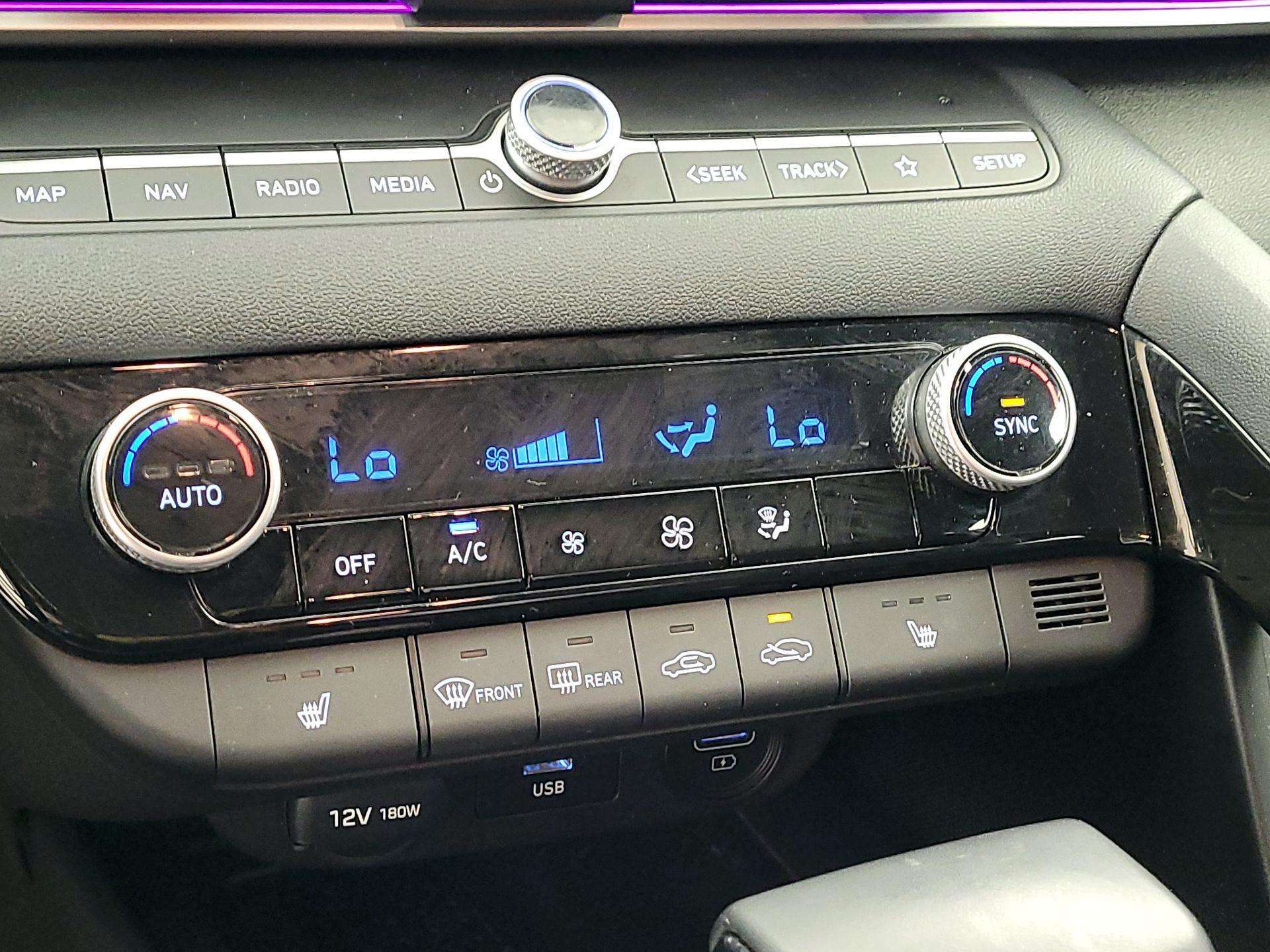 Thumbnail: 2023 Hyundai Elantra - 16