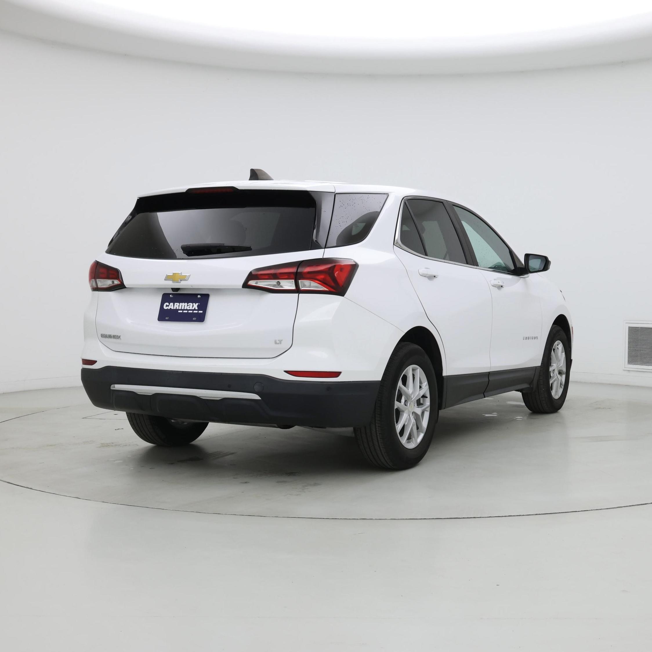 Thumbnail: 2022 Chevrolet Equinox - 8