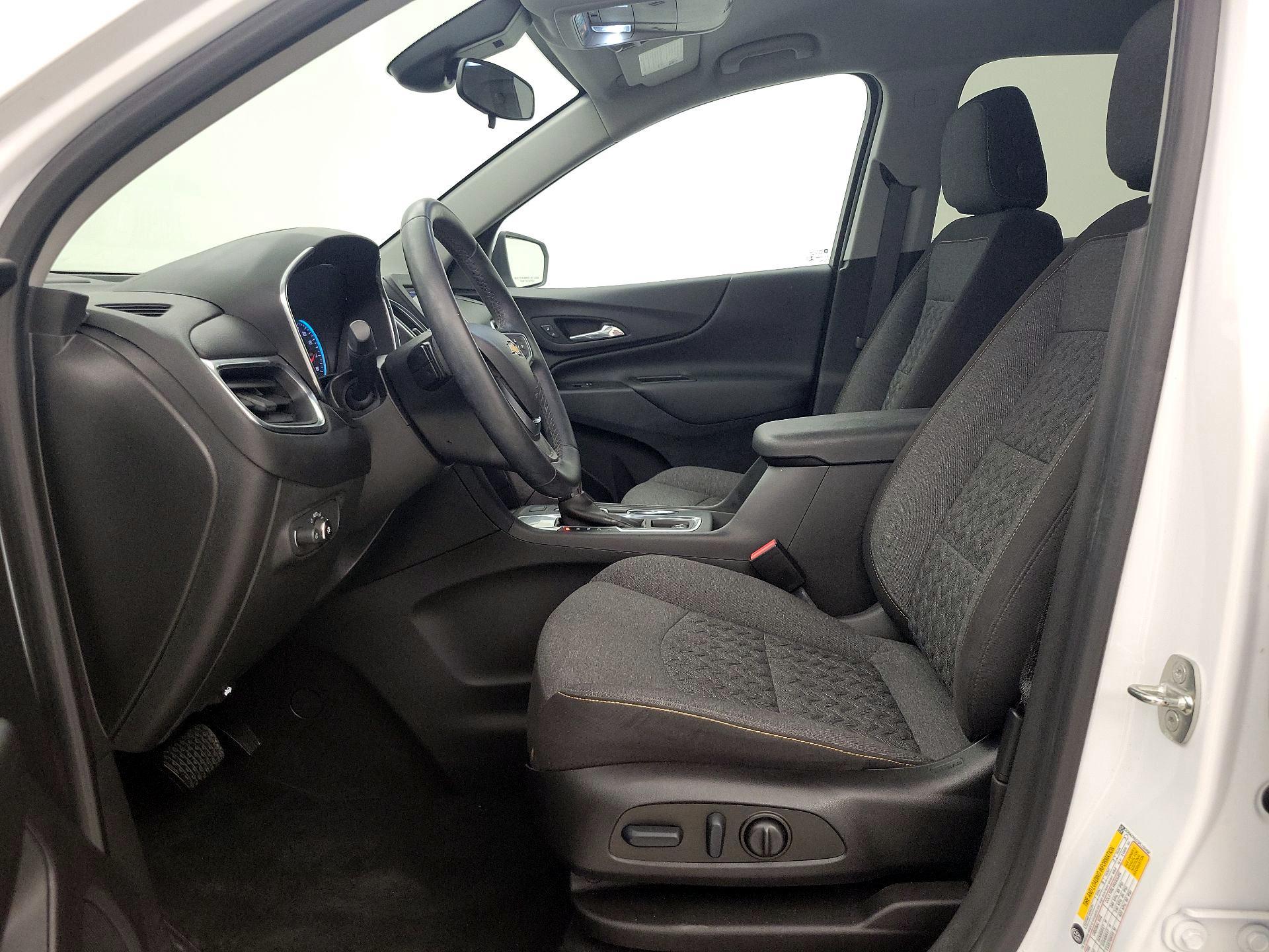 Thumbnail: 2023 Chevrolet Equinox - 11