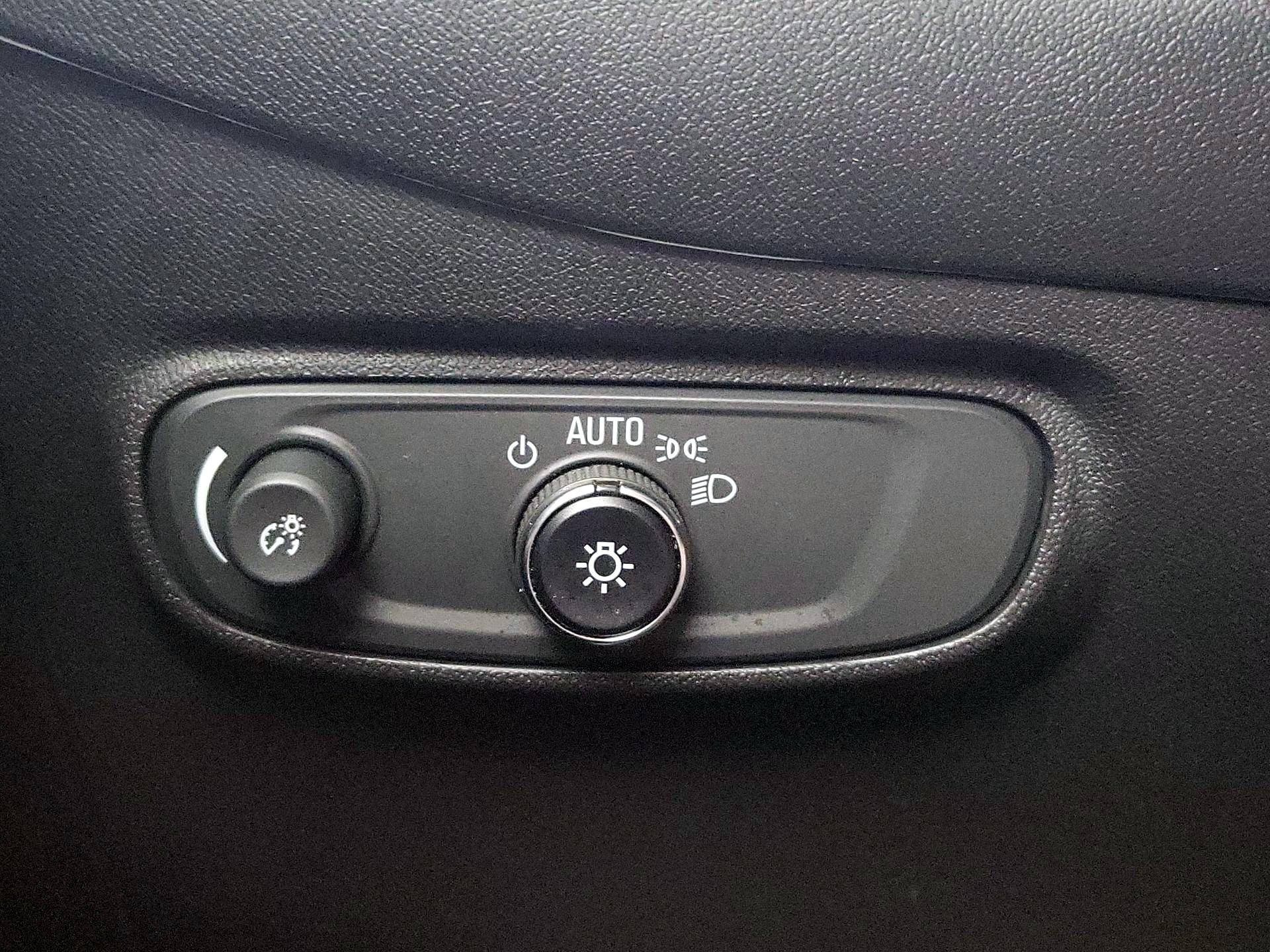 Thumbnail: 2023 Chevrolet Equinox - 13