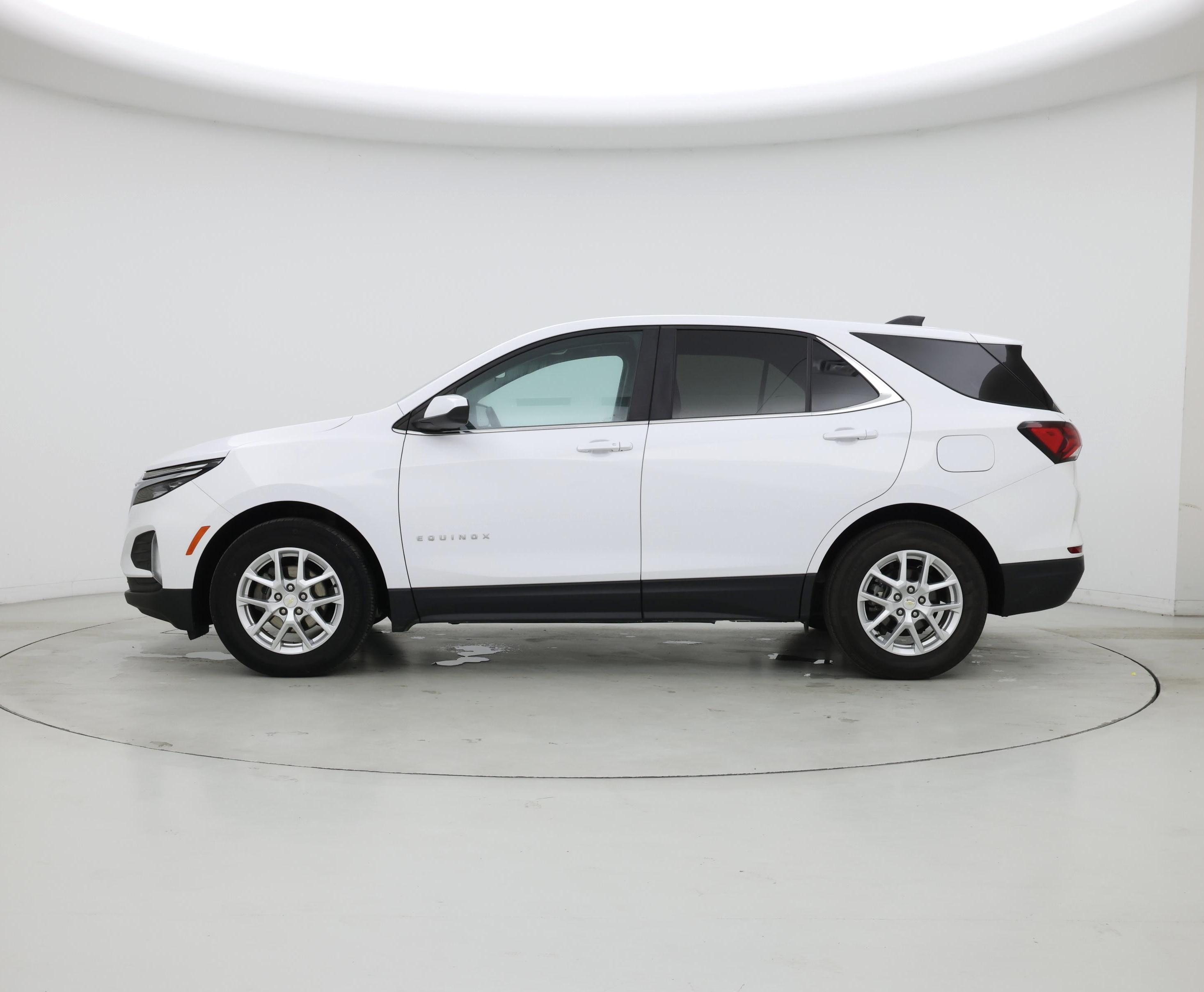 Thumbnail: 2023 Chevrolet Equinox - 3