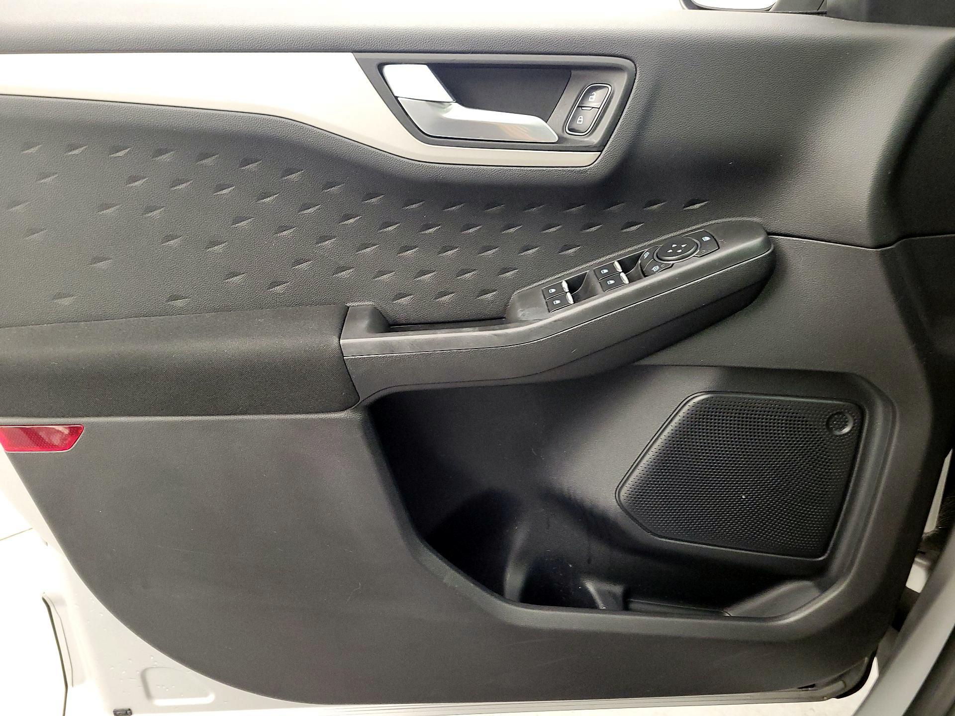 Thumbnail: 2020 Ford Escape - 12