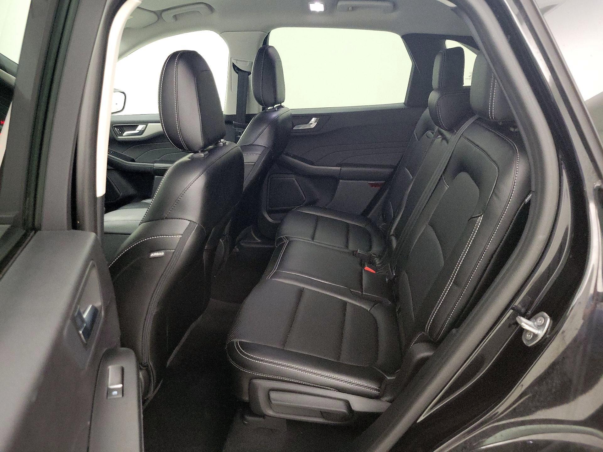 Thumbnail: 2022 Ford Escape - 19