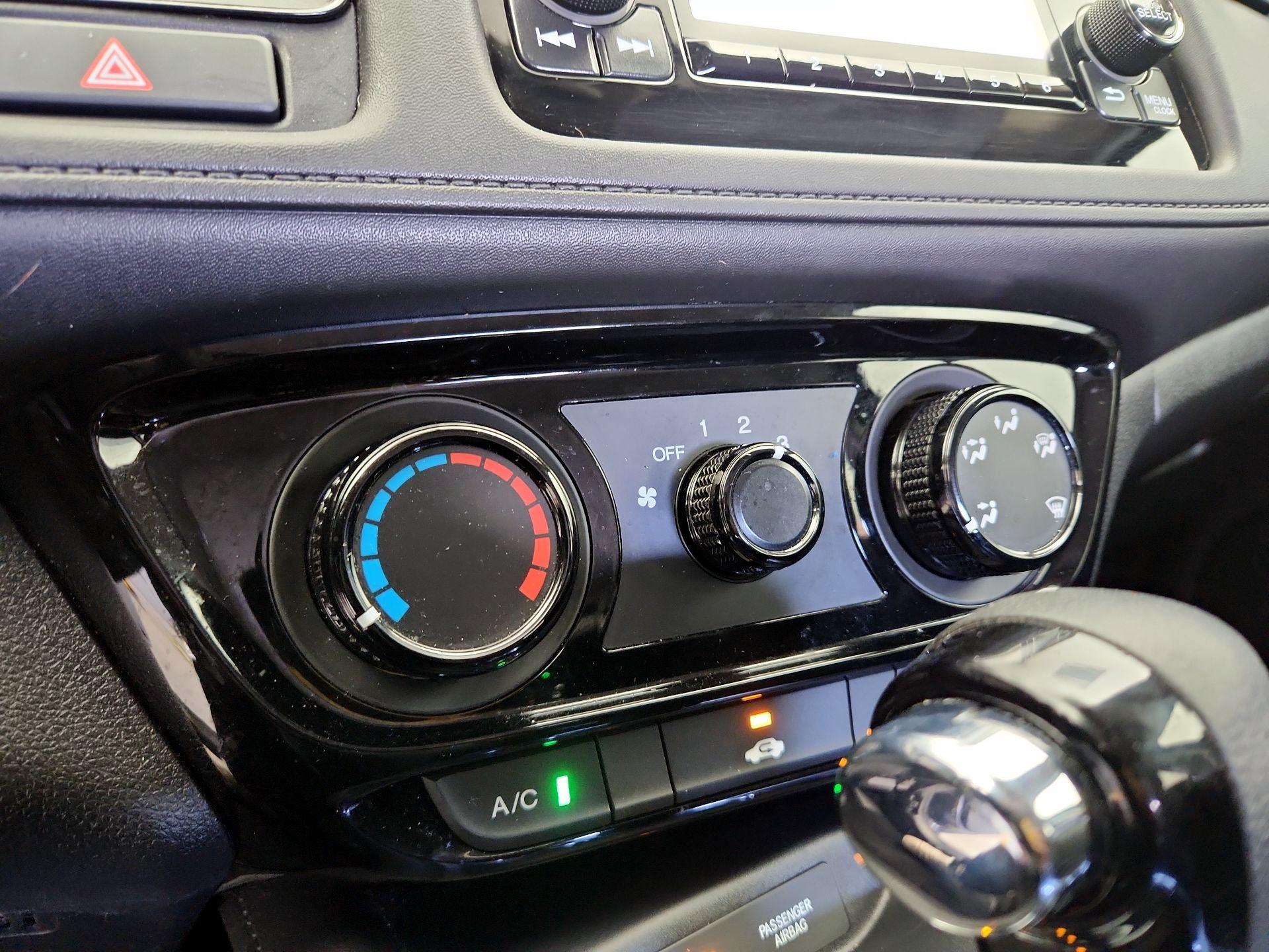 Thumbnail: 2022 Honda HR-V - 16