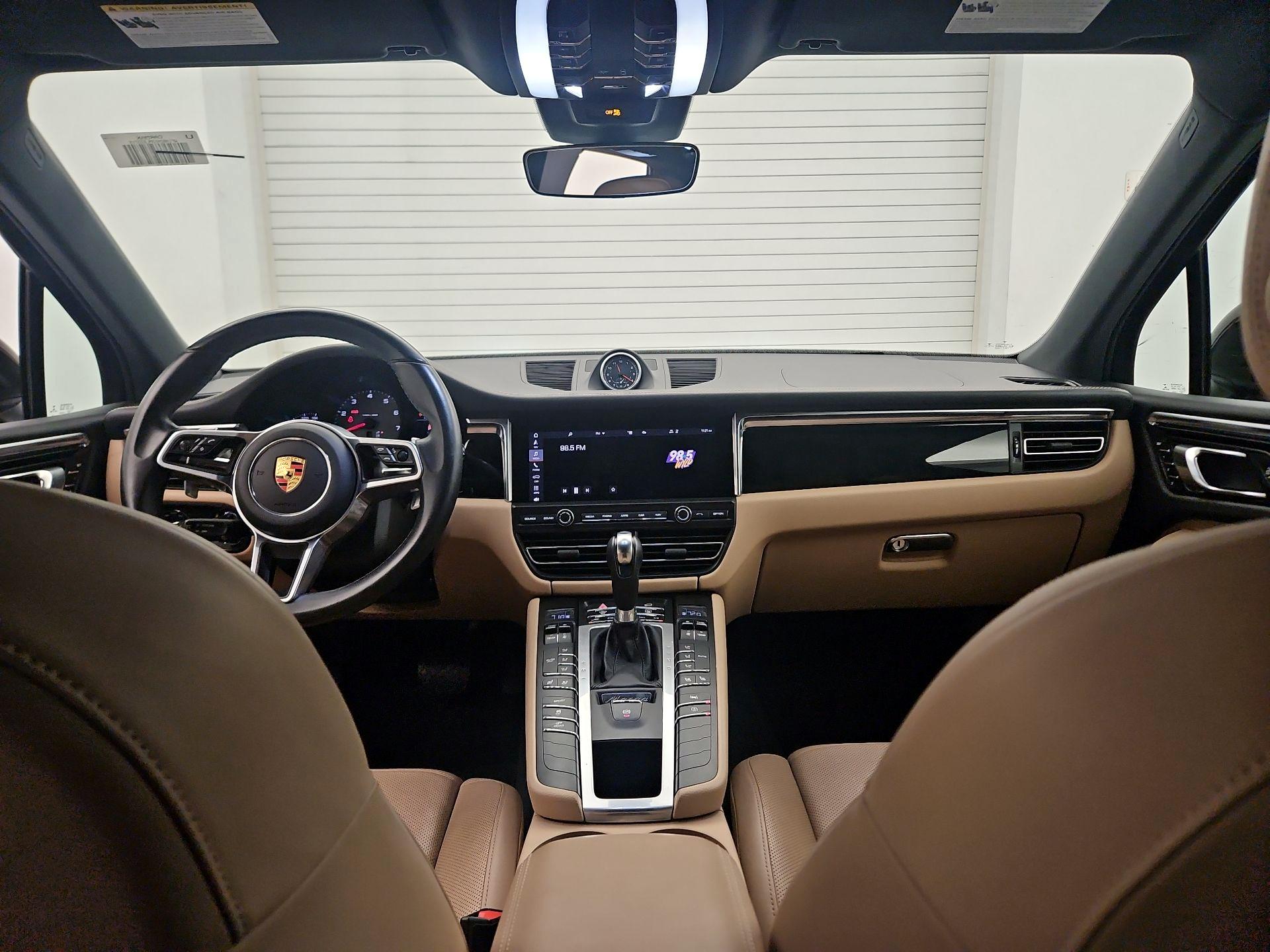 Thumbnail: 2021 Porsche Macan - 9