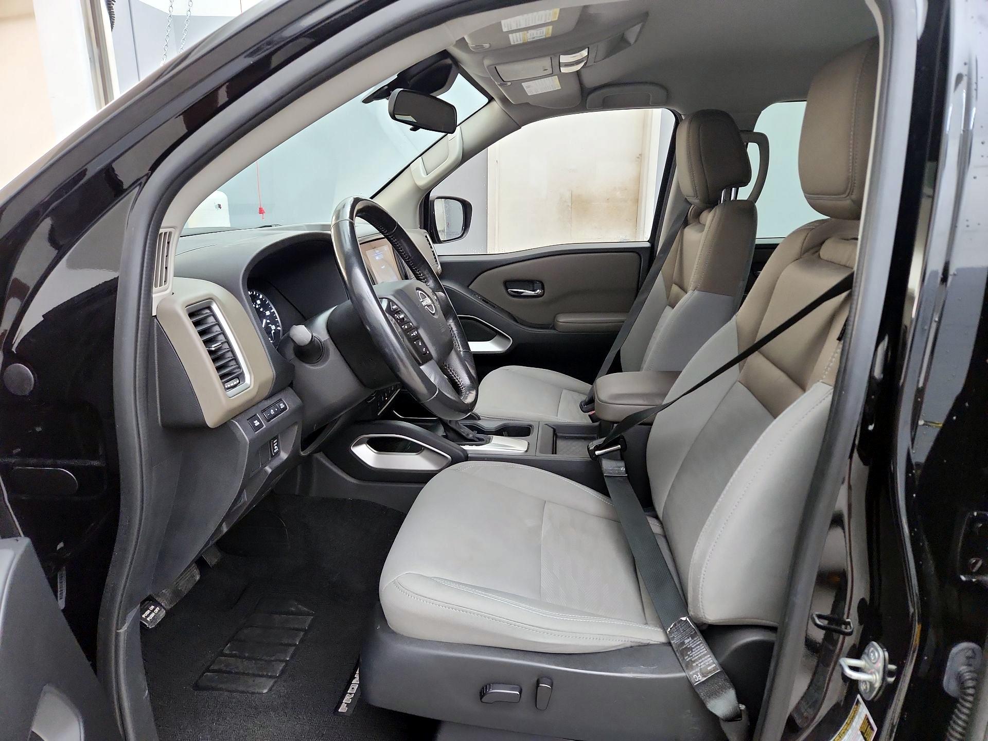 Thumbnail: 2022 Nissan Frontier - 11