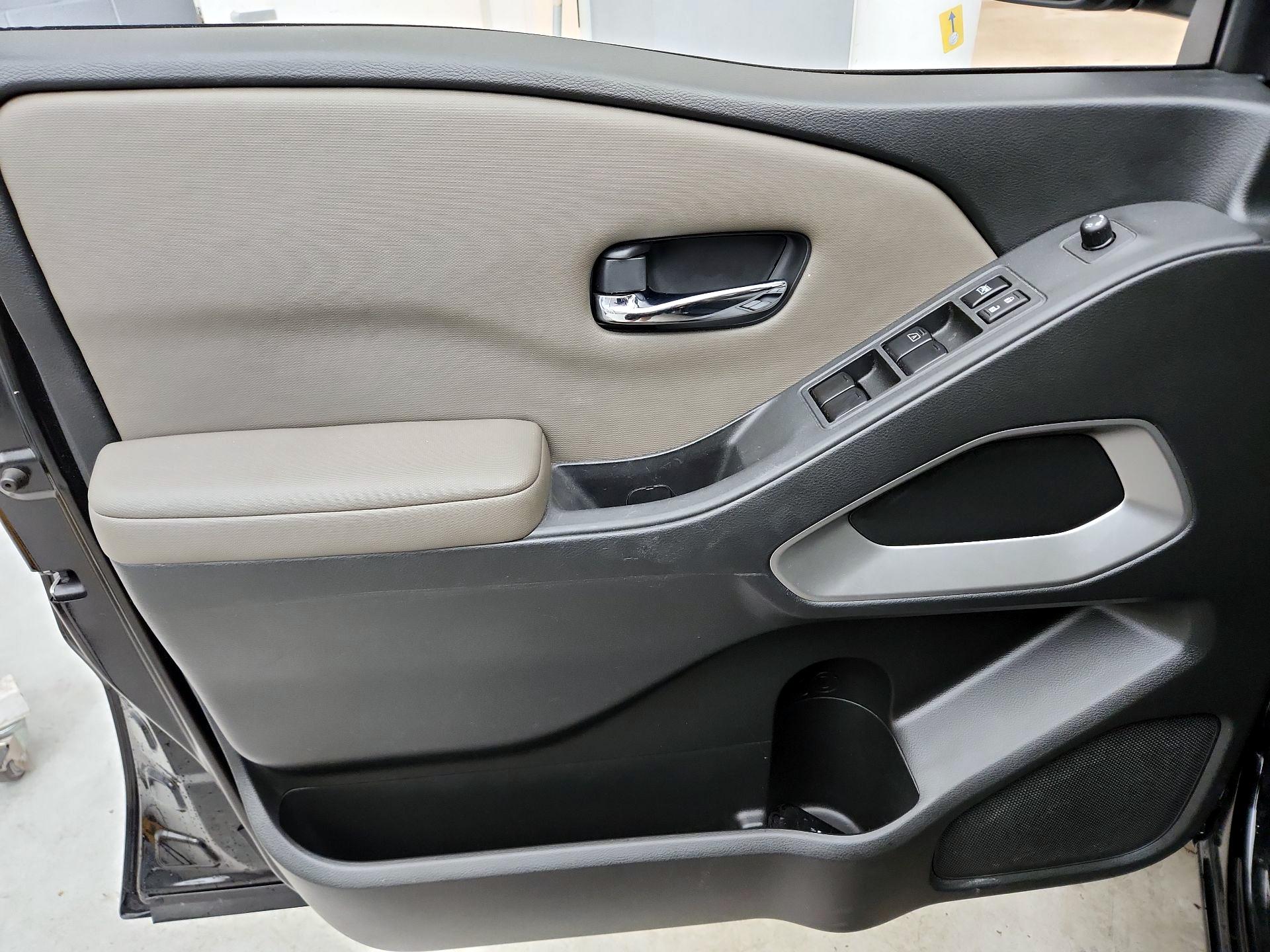 Thumbnail: 2022 Nissan Frontier - 12