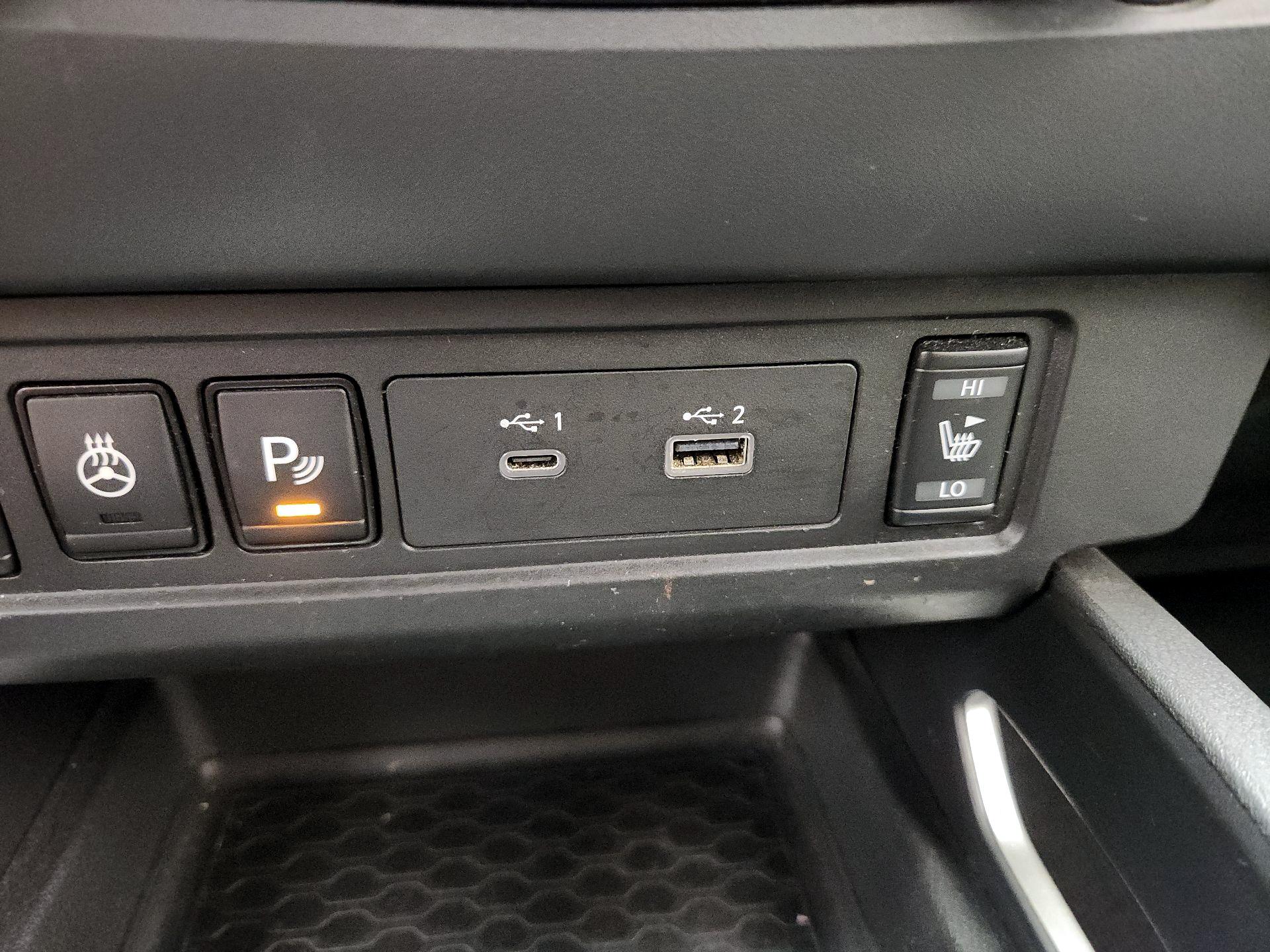 Thumbnail: 2022 Nissan Frontier - 18