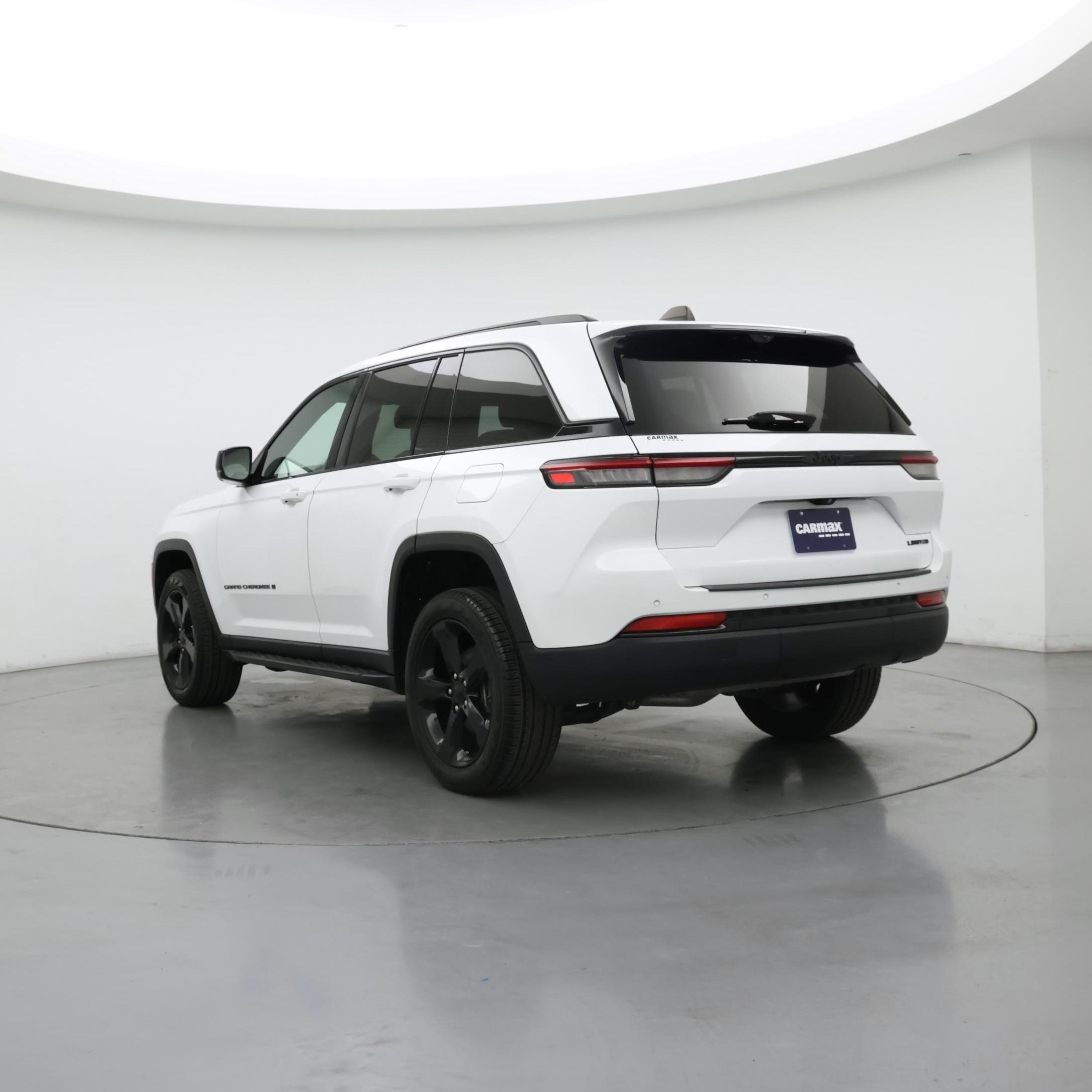 Thumbnail: 2023 Jeep Grand Cherokee - 2