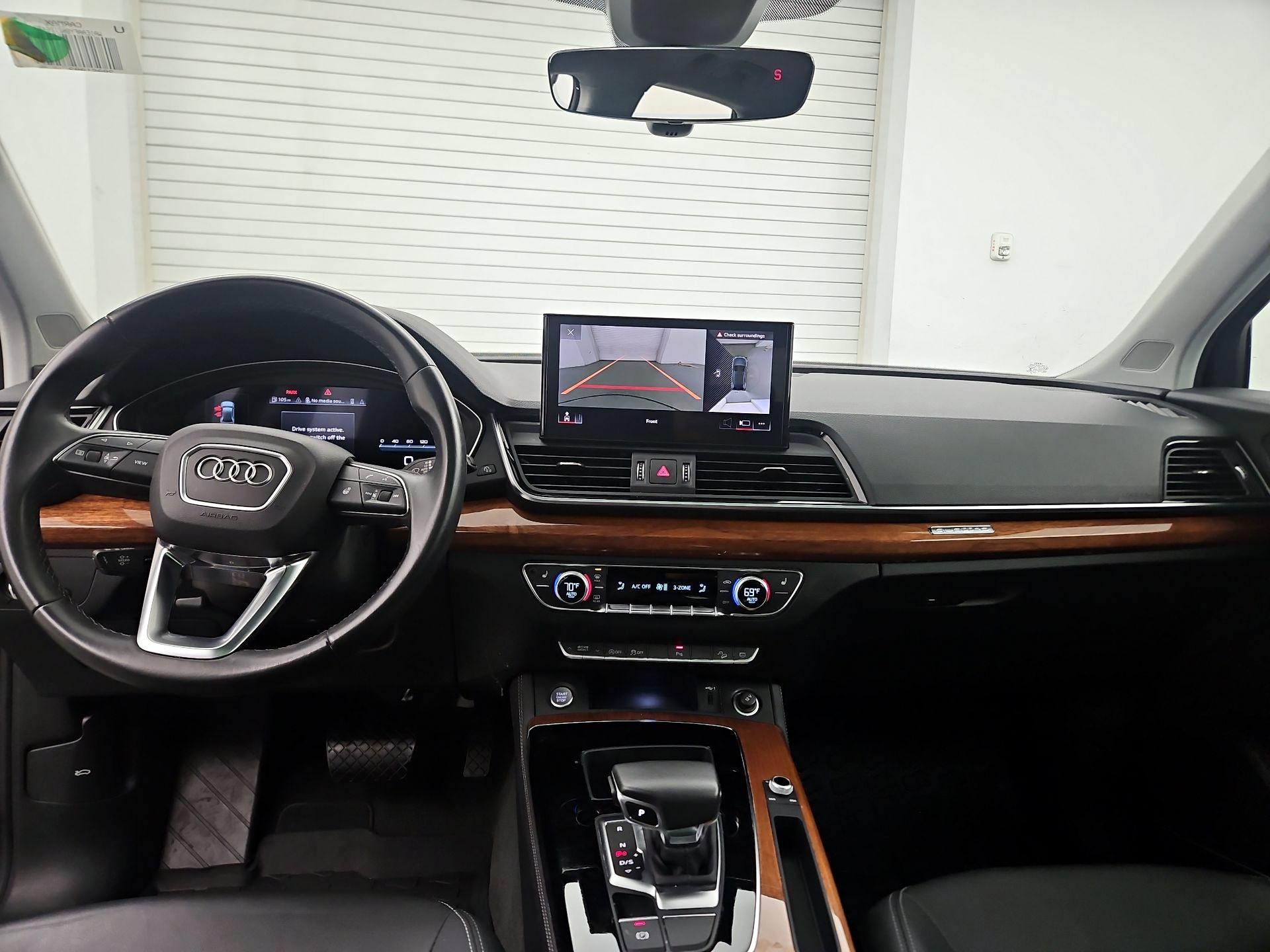 Thumbnail: 2022 Audi Q5 - 9