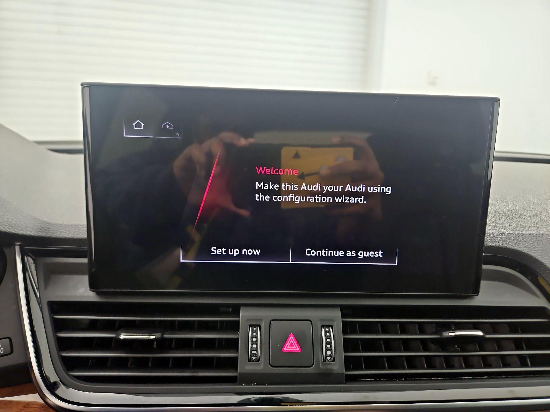 Thumbnail: 2022 Audi Q5 - 14