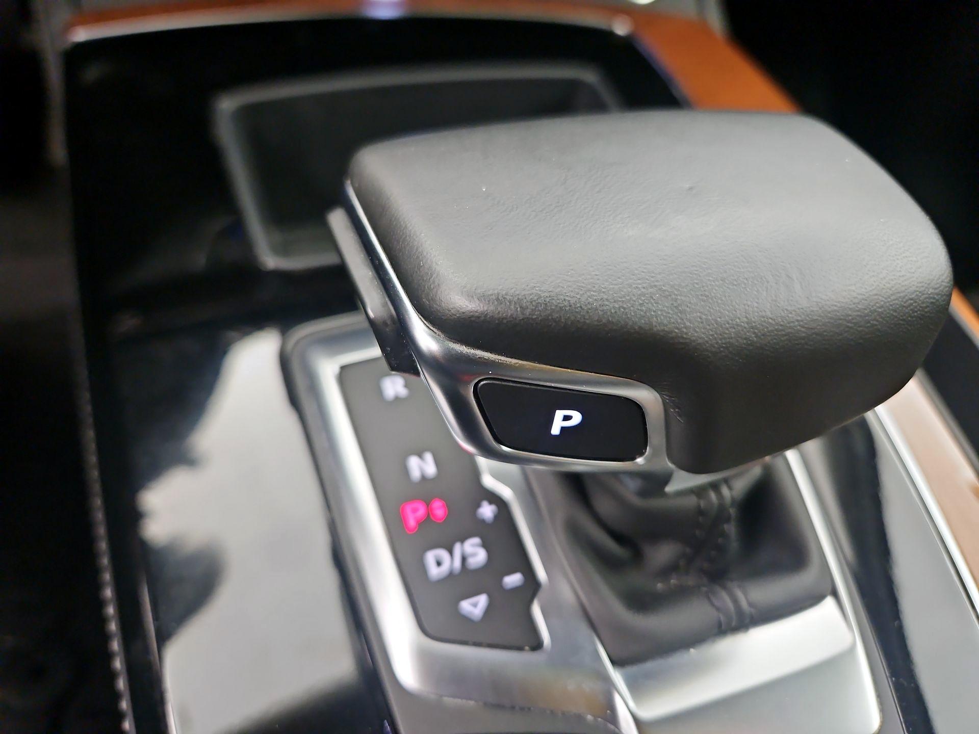 Thumbnail: 2022 Audi Q5 - 16