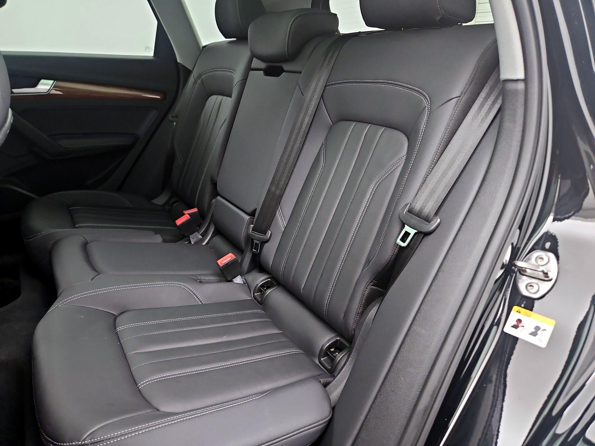 Thumbnail: 2022 Audi Q5 - 19