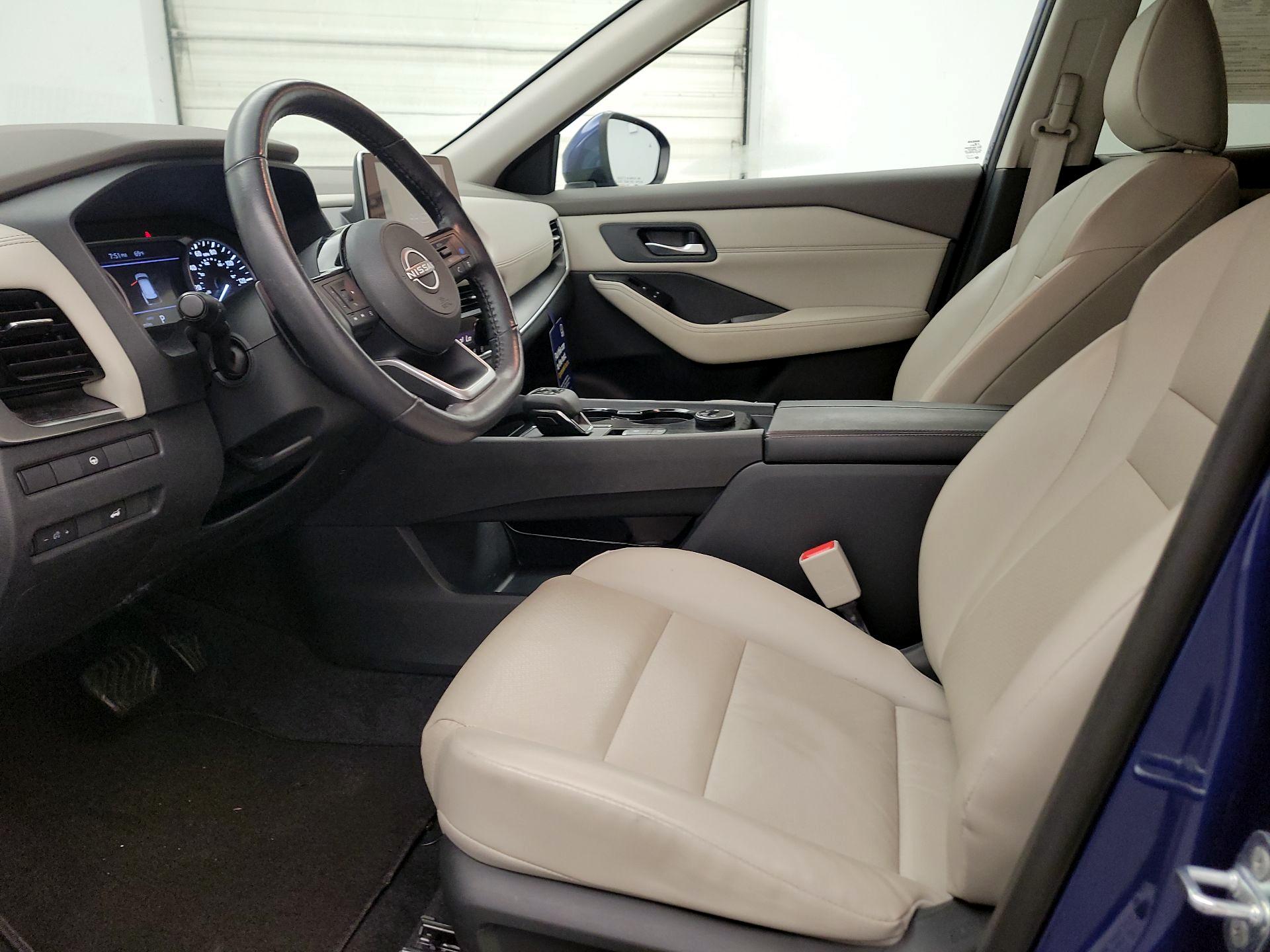 Thumbnail: 2023 Nissan Rogue - 11