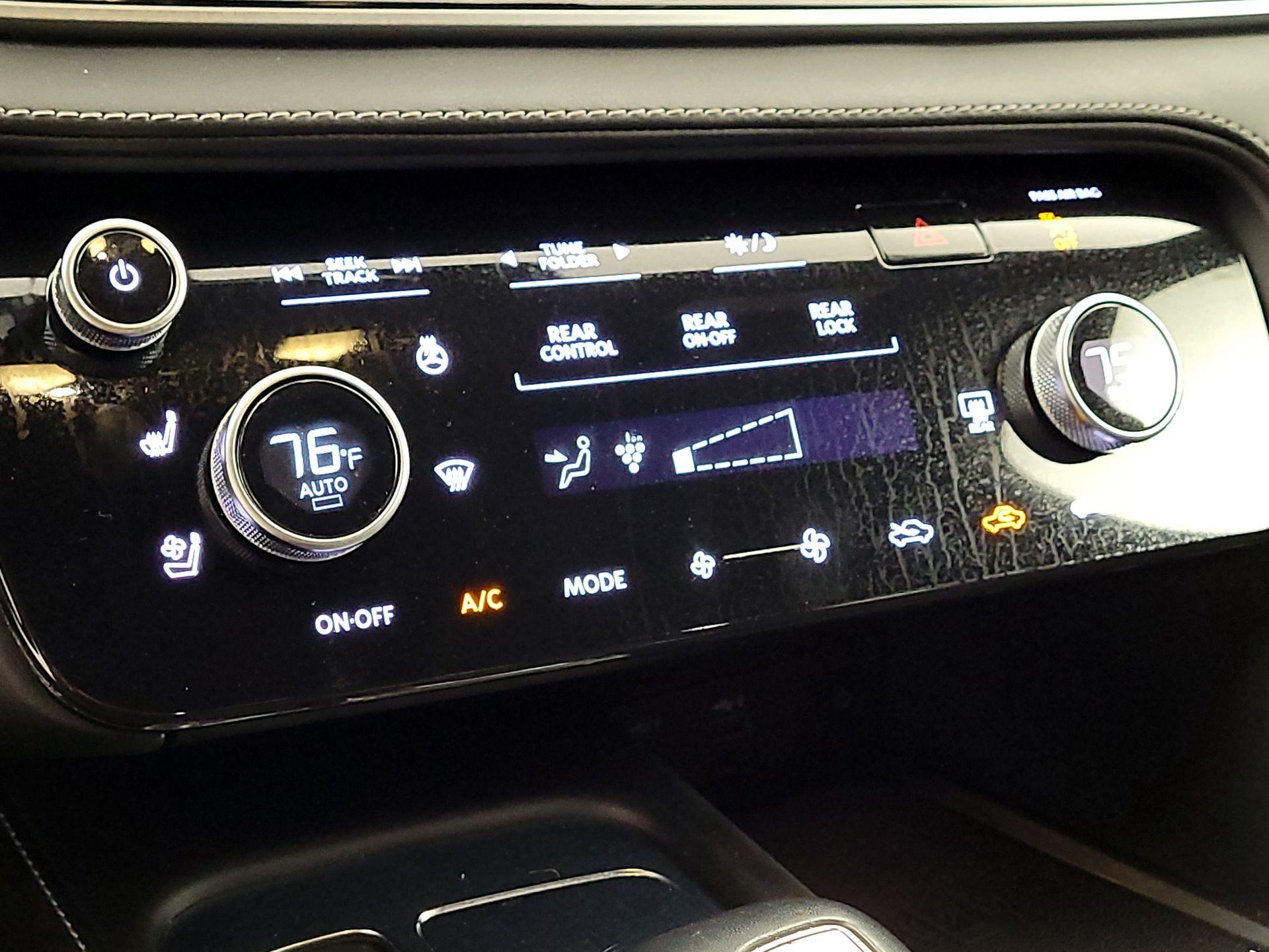 Thumbnail: 2022 INFINITI QX60 - 16