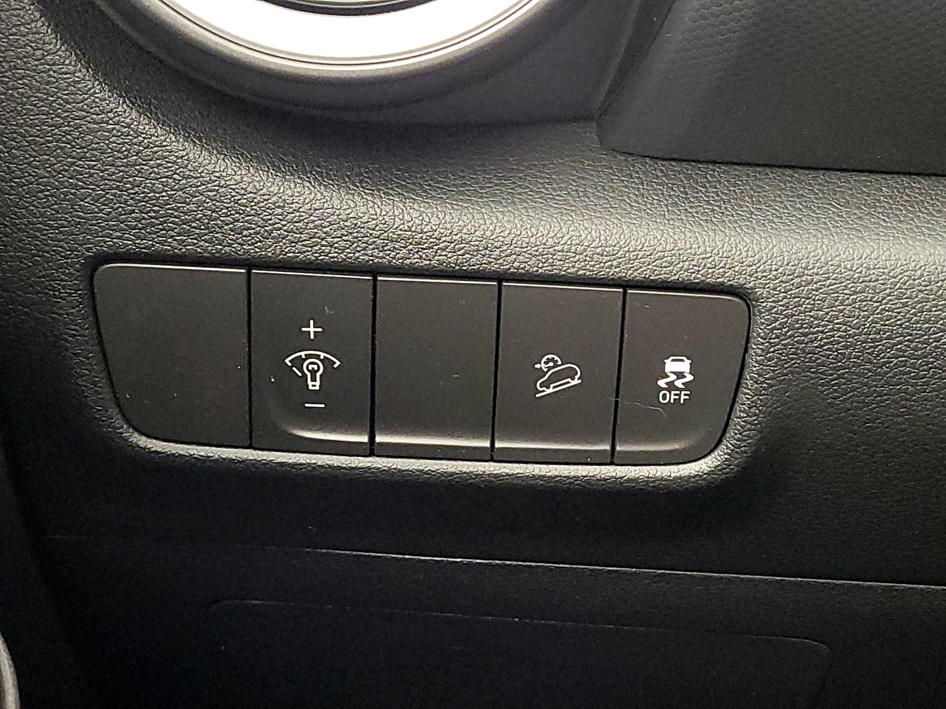 Thumbnail: 2023 Hyundai Kona - 13