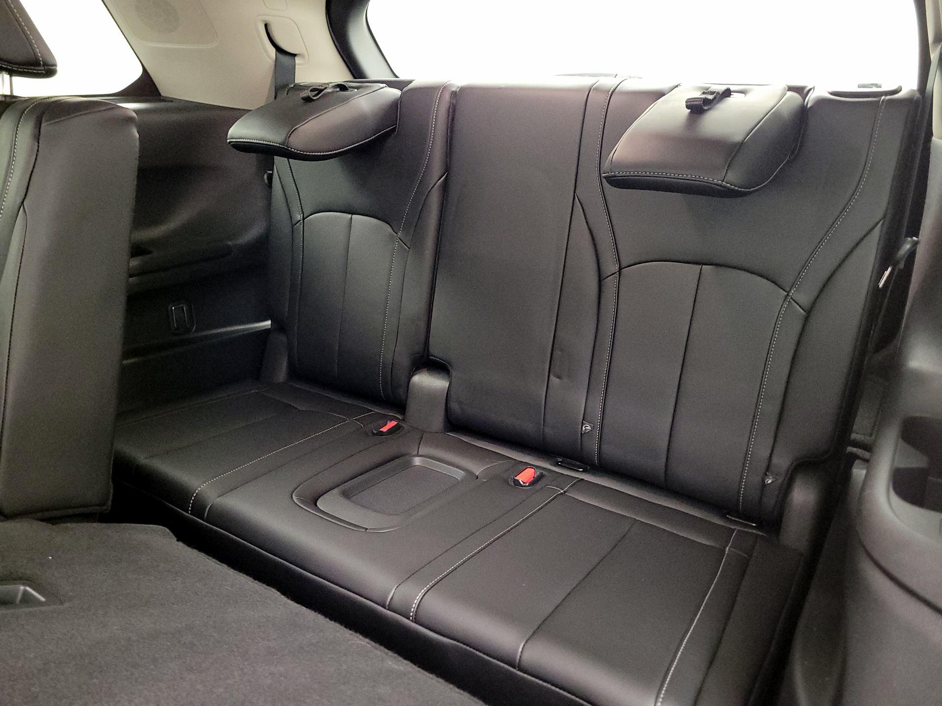 Thumbnail: 2023 INFINITI QX60 - 20