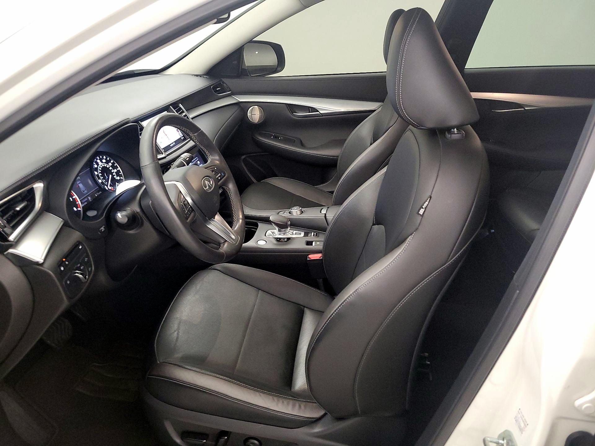 Thumbnail: 2022 INFINITI QX50 - 11