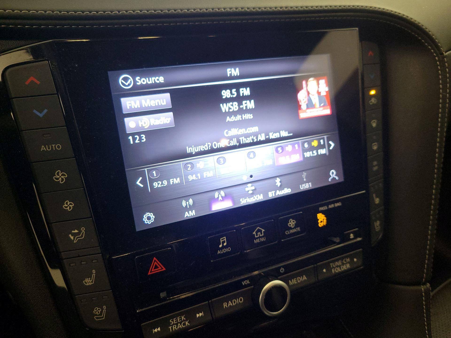 Thumbnail: 2022 INFINITI QX50 - 16