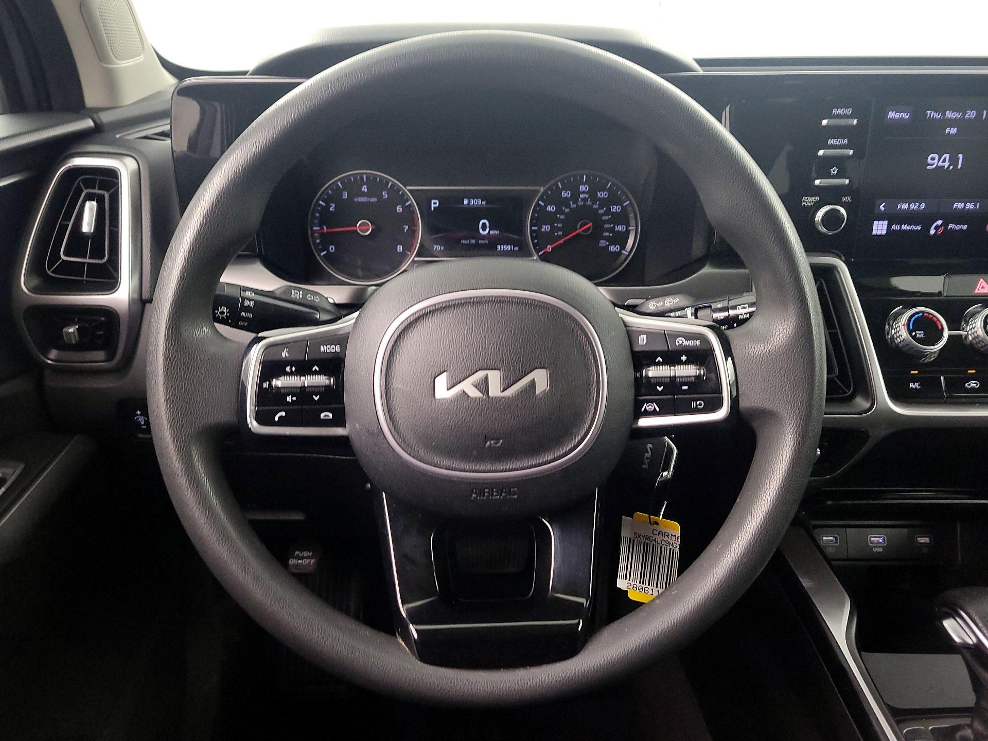 Thumbnail: 2022 Kia Sorento - 10